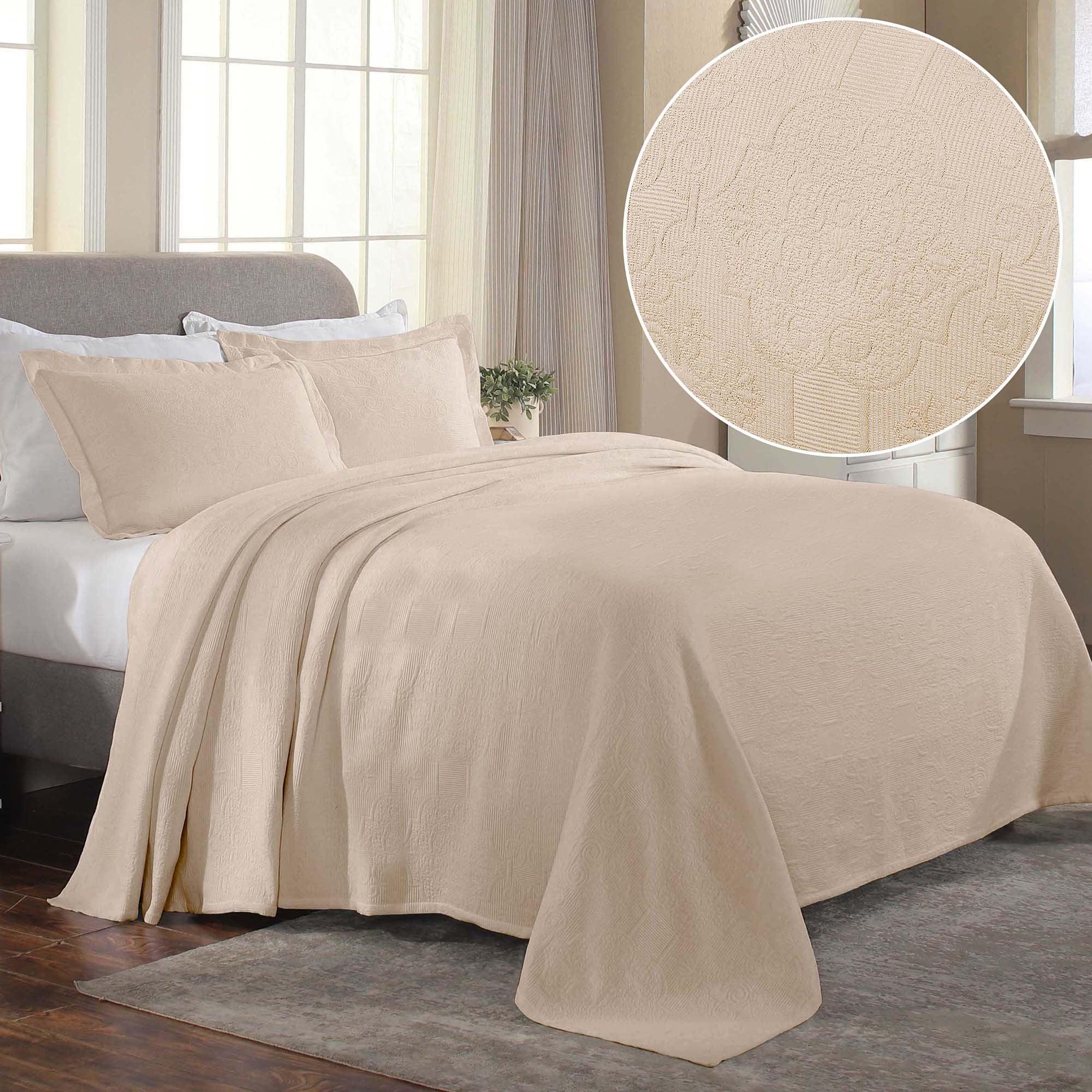 Superior Florin Matelasse Jacquard Scrolling Medallion Cotton Bedspread Set With Pillow Shams