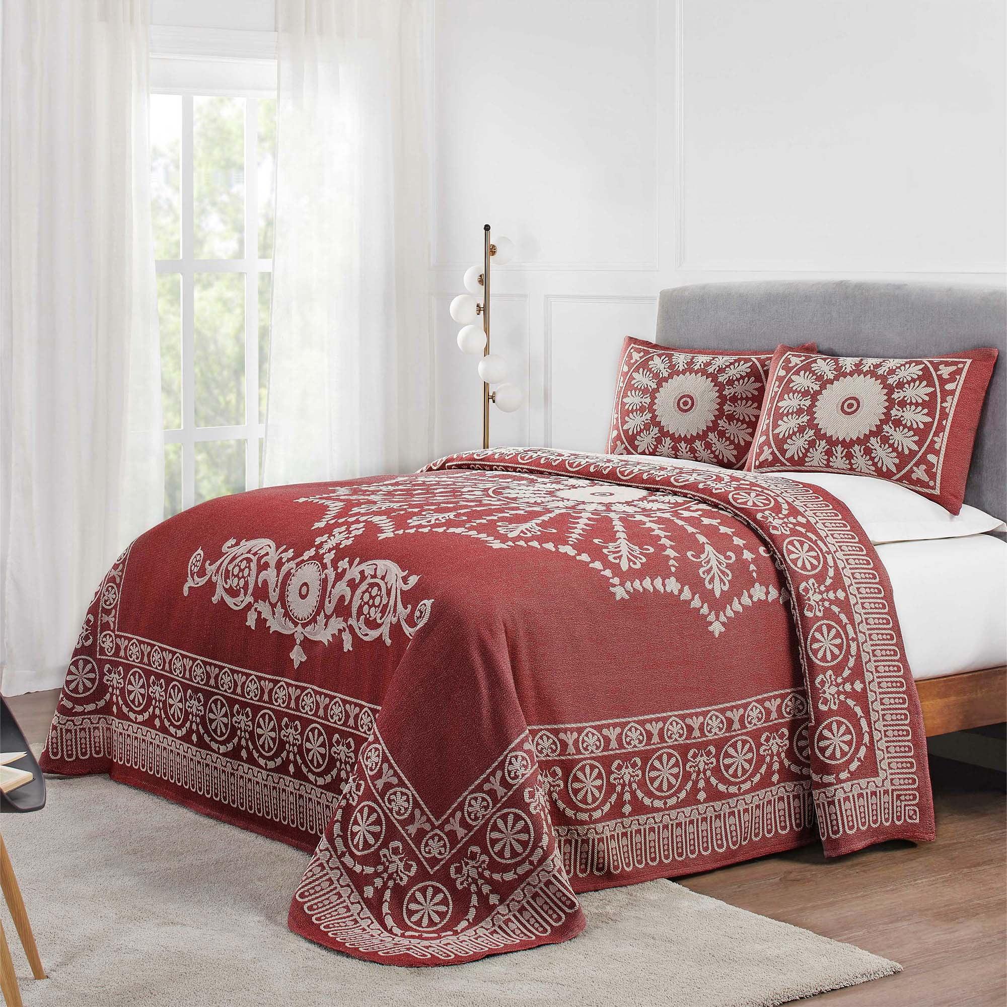 Alistair Lightweight Cotton Blend Woven Jacquard Bohemian Medallion Coverlet/Bedspread Set