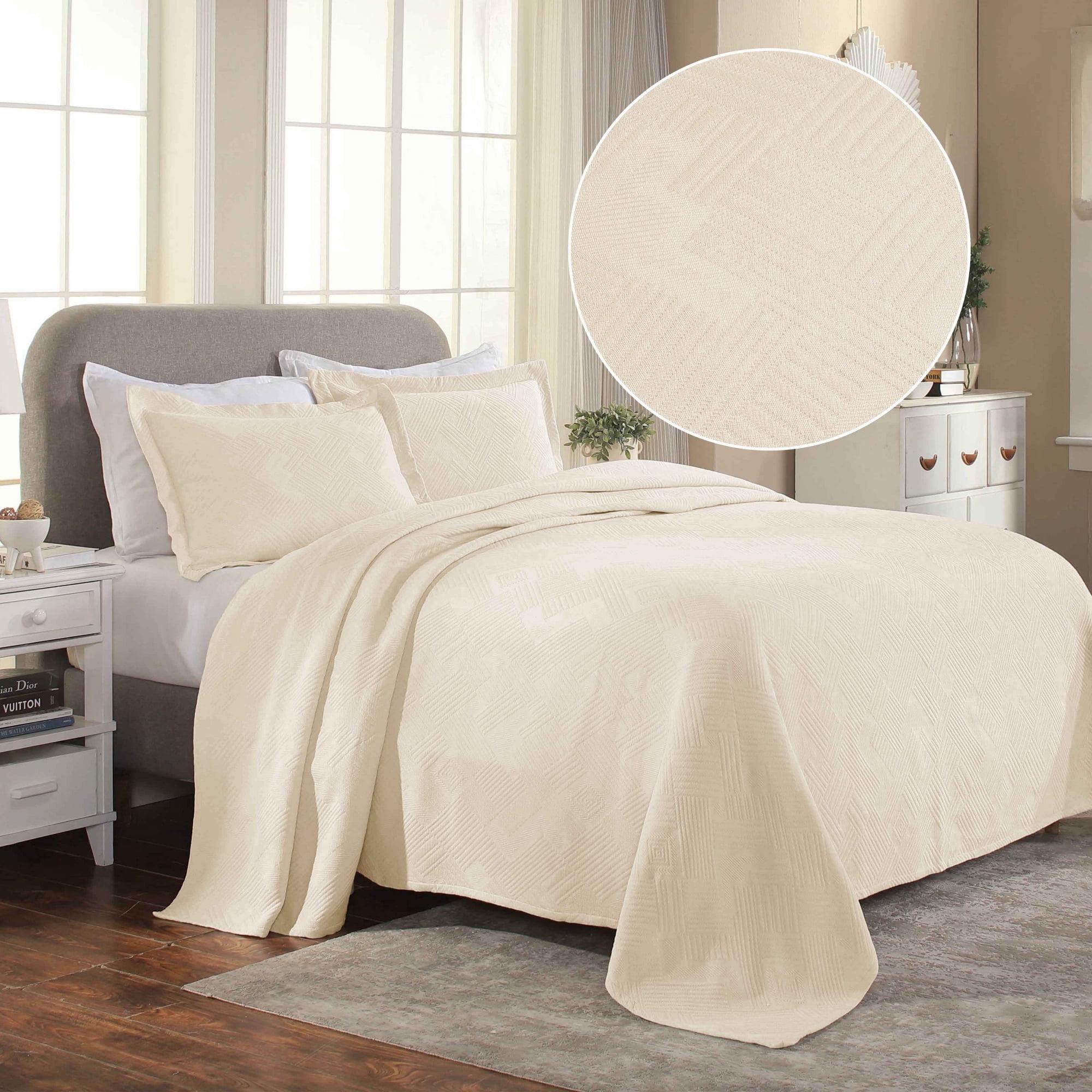 Elegant Ivory Cotton King Bedspread Set with Geometric Patterns