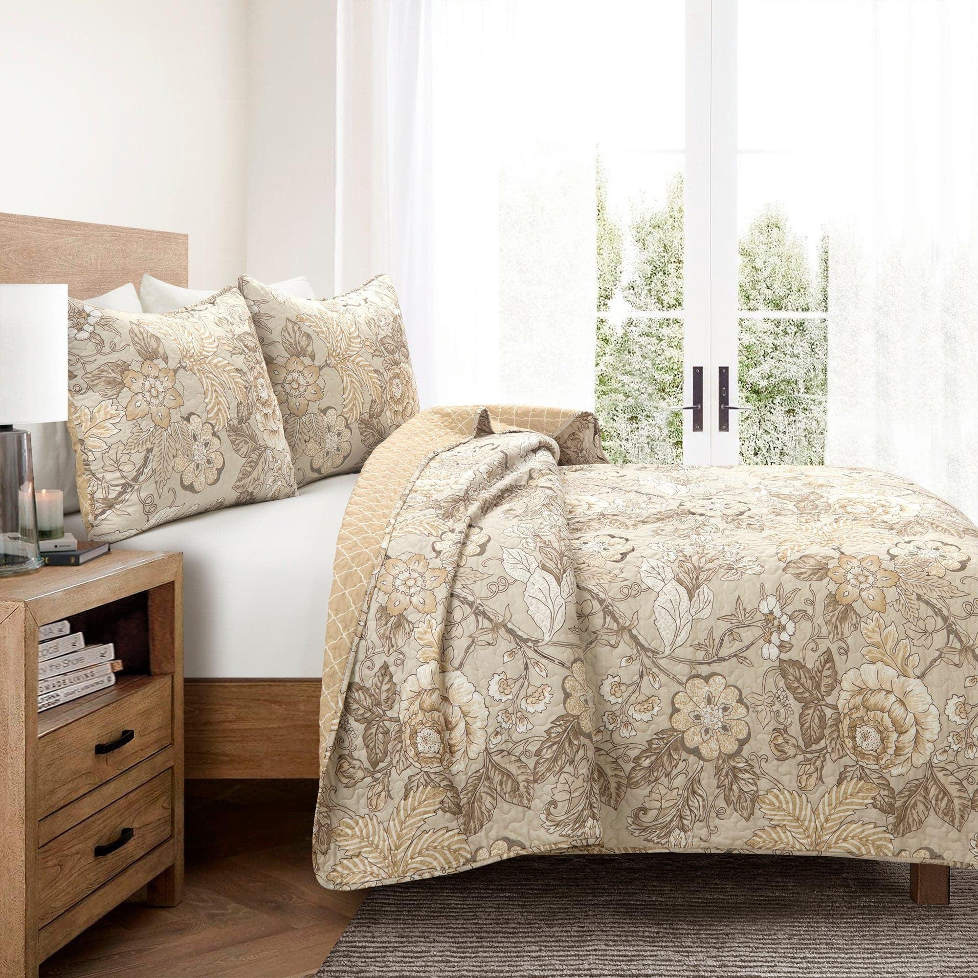 Beige Standard Cotton Reversible 3 Piece Quilt Set