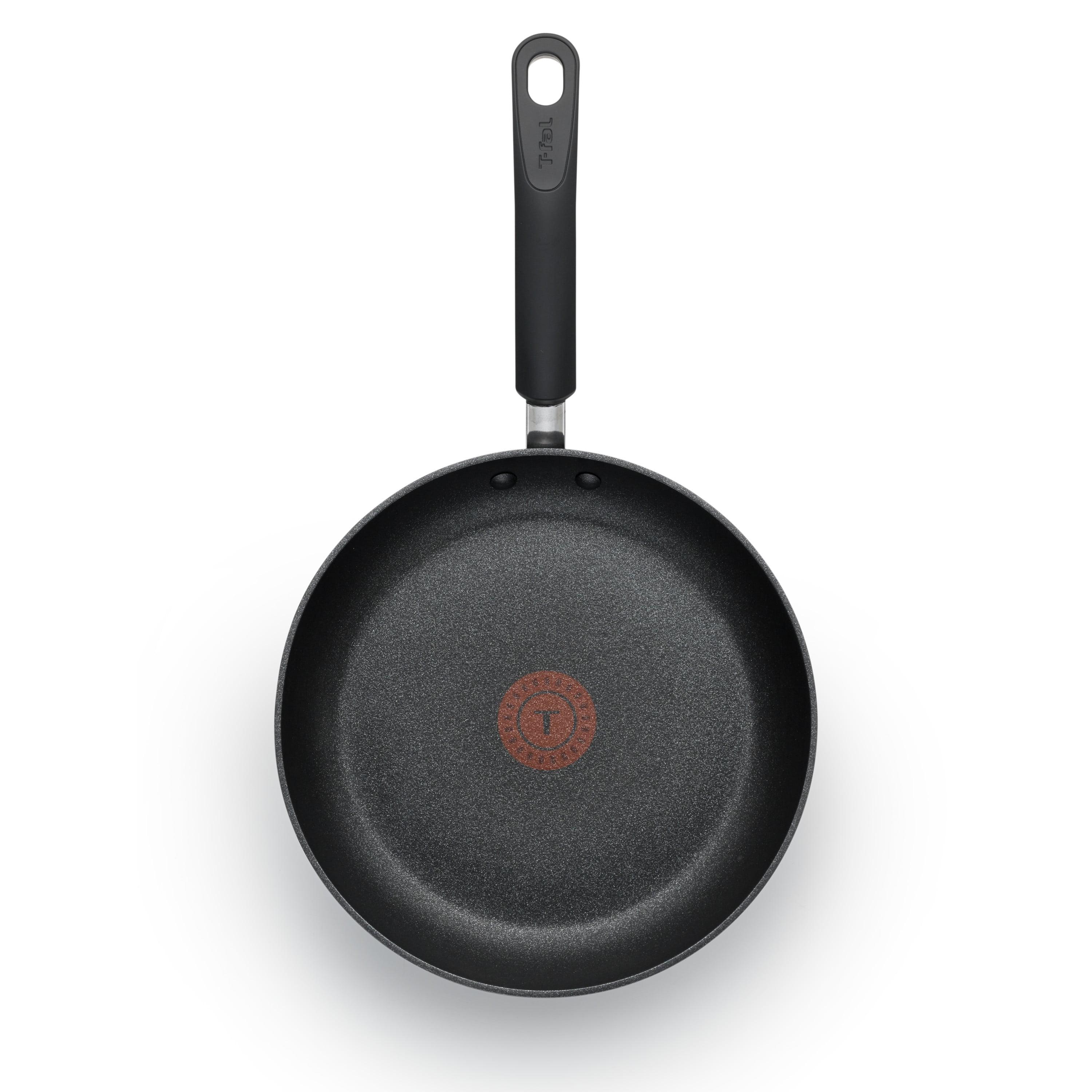 T-fal C4610263 Titanium Advanced Nonstick Thermo-Spot Heat Indicator Dishwasher Safe Cookware Fry Pan, 8-Inch, Black -