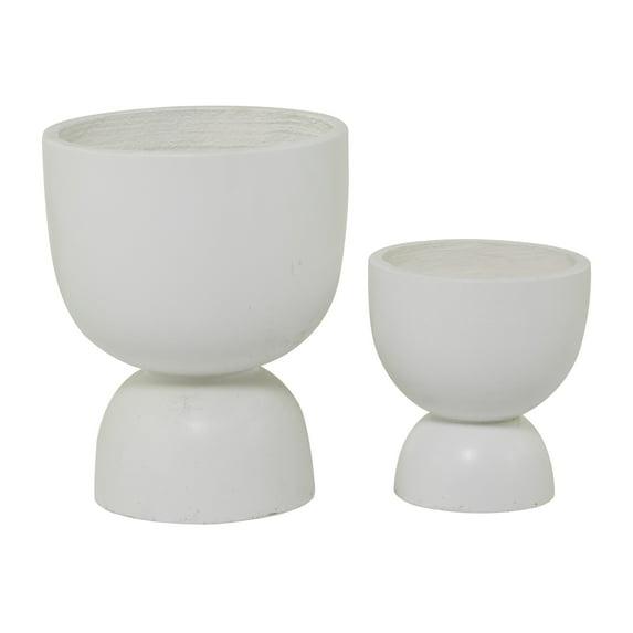 DecMode 15", 9"H Indoor Outdoor White Magnesium Oxide Planter (2 Count)