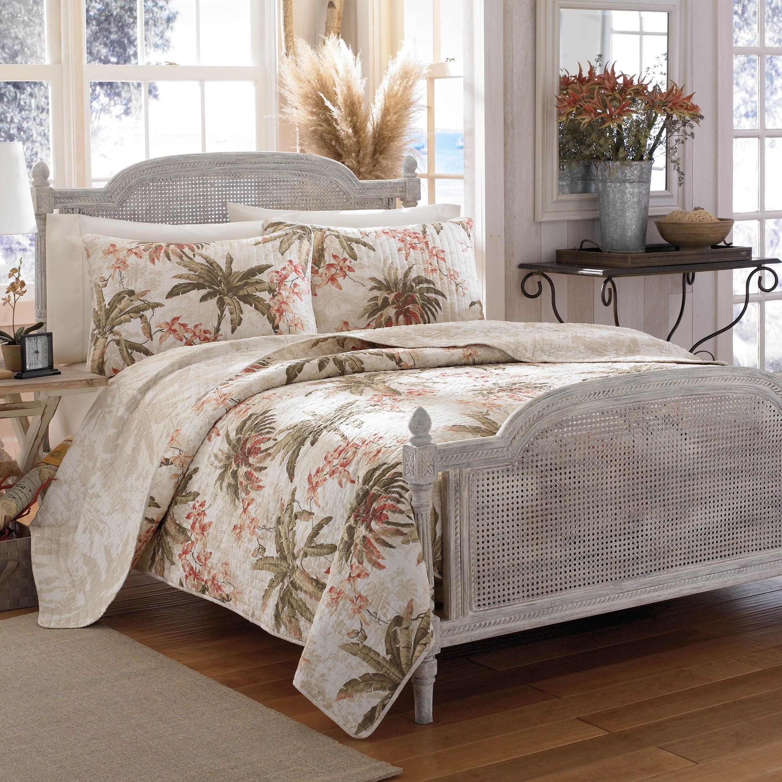 Tommy Bahama Bonny Cove Cotton Reversible Beige Quilt Set