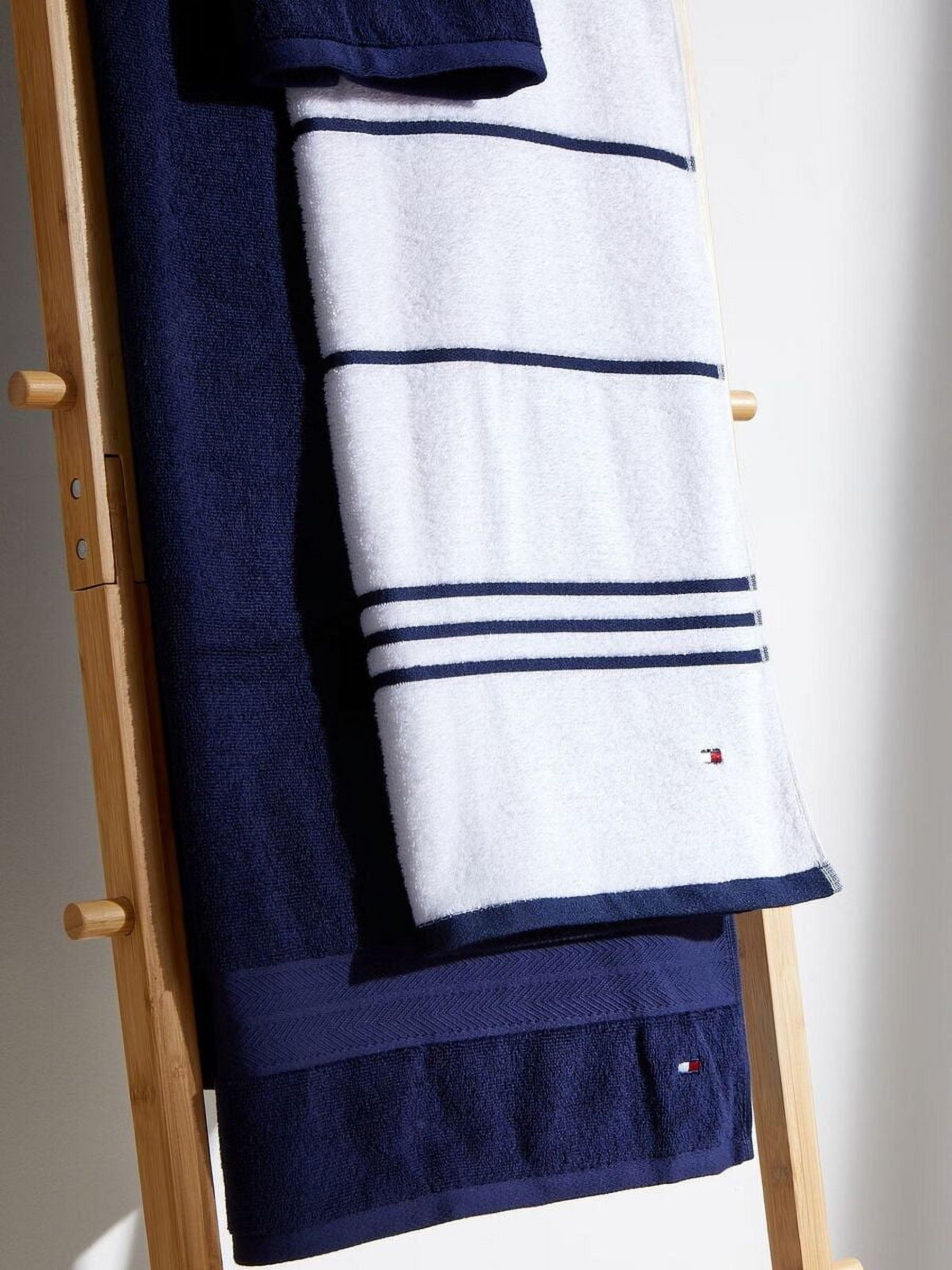 Tommy Hilfiger Modern American Stripe 30" x 54" Cotton Bath Towel - White/Peacoat