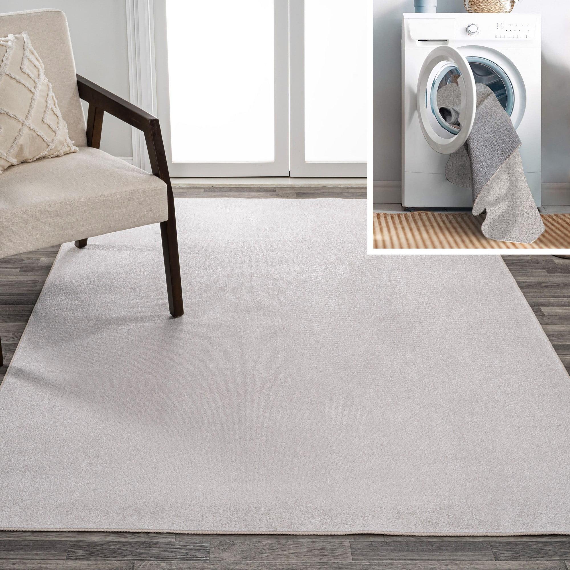 JONATHAN Y Twyla Classic Solid Low-Pile Machine-Washable Area Rug