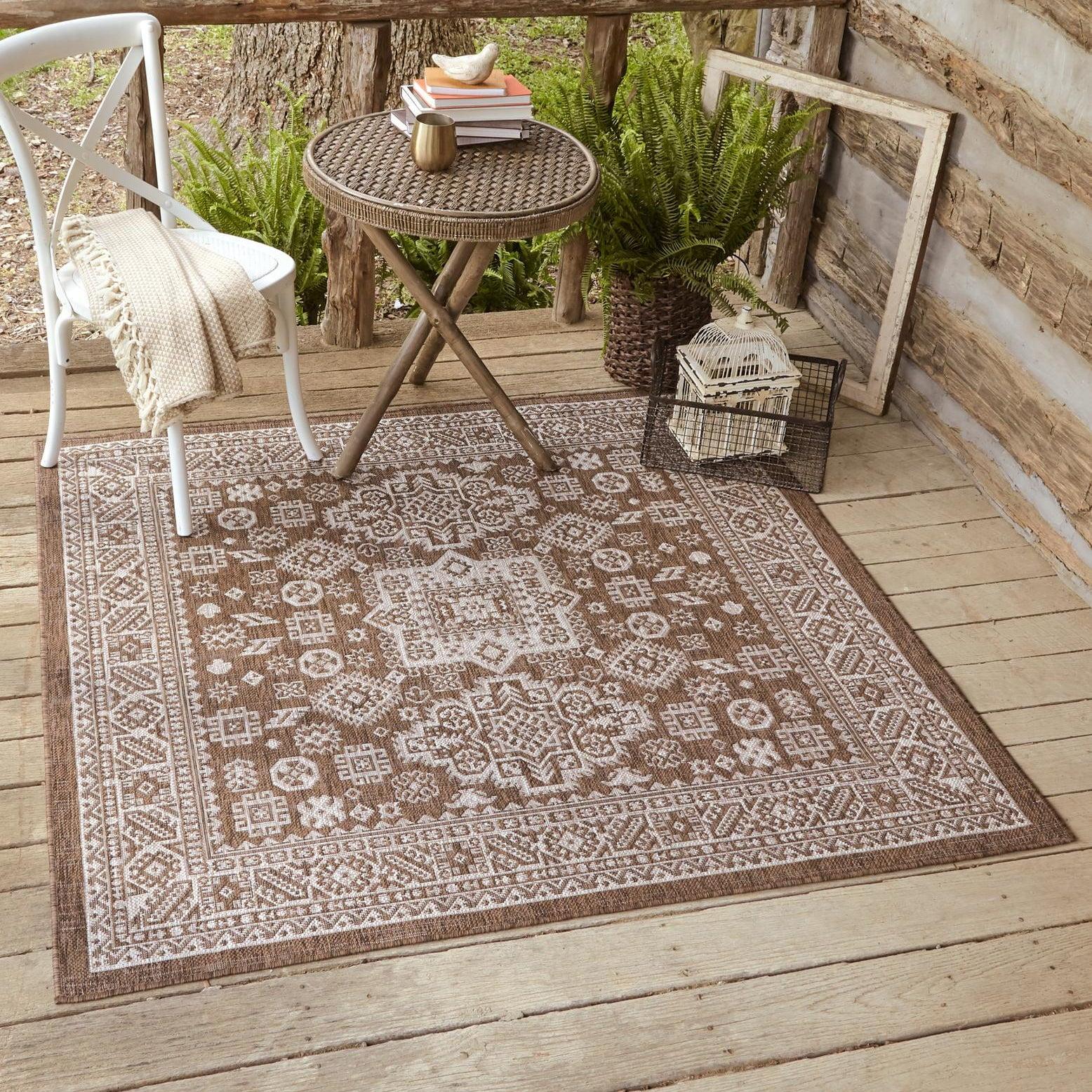 Unique Loom Outdoor Aztec Chalca Border Woven Area Rug