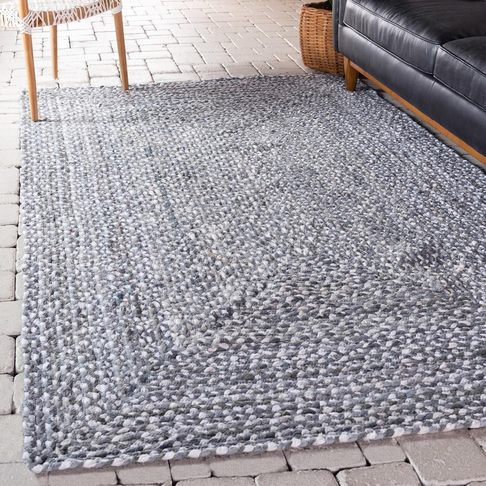 Unique Loom Braided Chindi Collection Area Rug - Layer (6' 1" x 9' Rectangle Gray/Ivory)