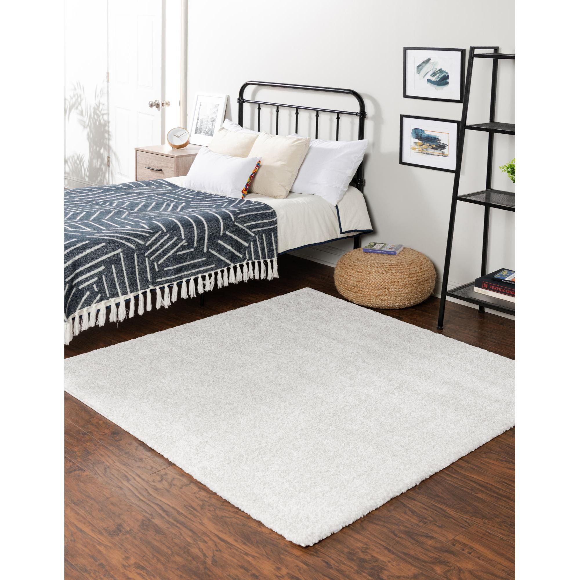 Ivory Square Easy-Care Shag Rug 5' 3" - Stain-Resistant & Kid-Friendly