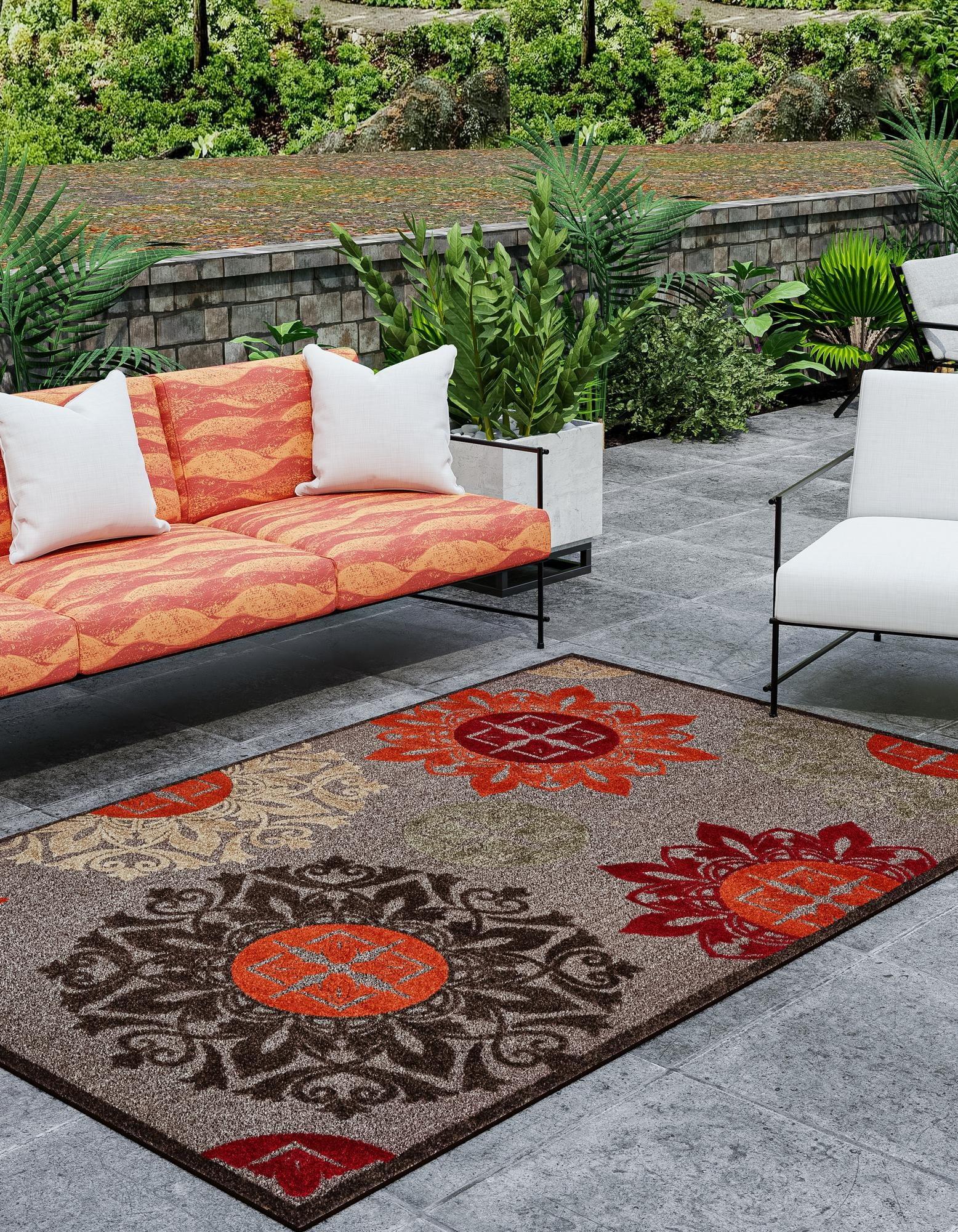 Modern Abstract Gray 6' x 9' Synthetic Outdoor Rug