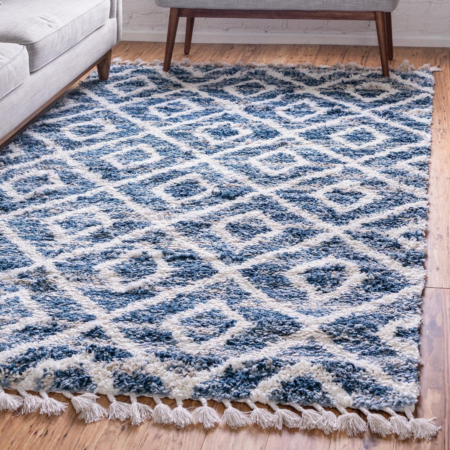 Unique Loom Hygge Shag Collection Area Rug - Diamond (4' 1" x 6' 1" Rectangle Blue/Beige)