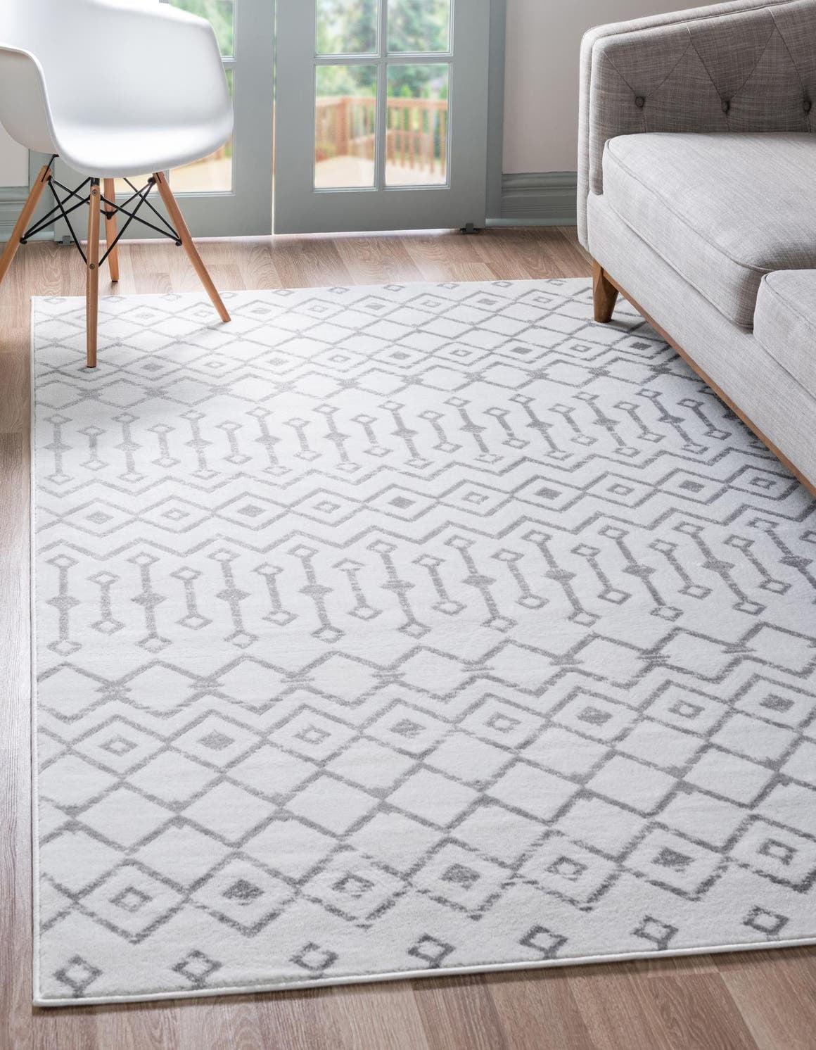 Ivory Trellis Rectangular Easy-Care Synthetic Rug