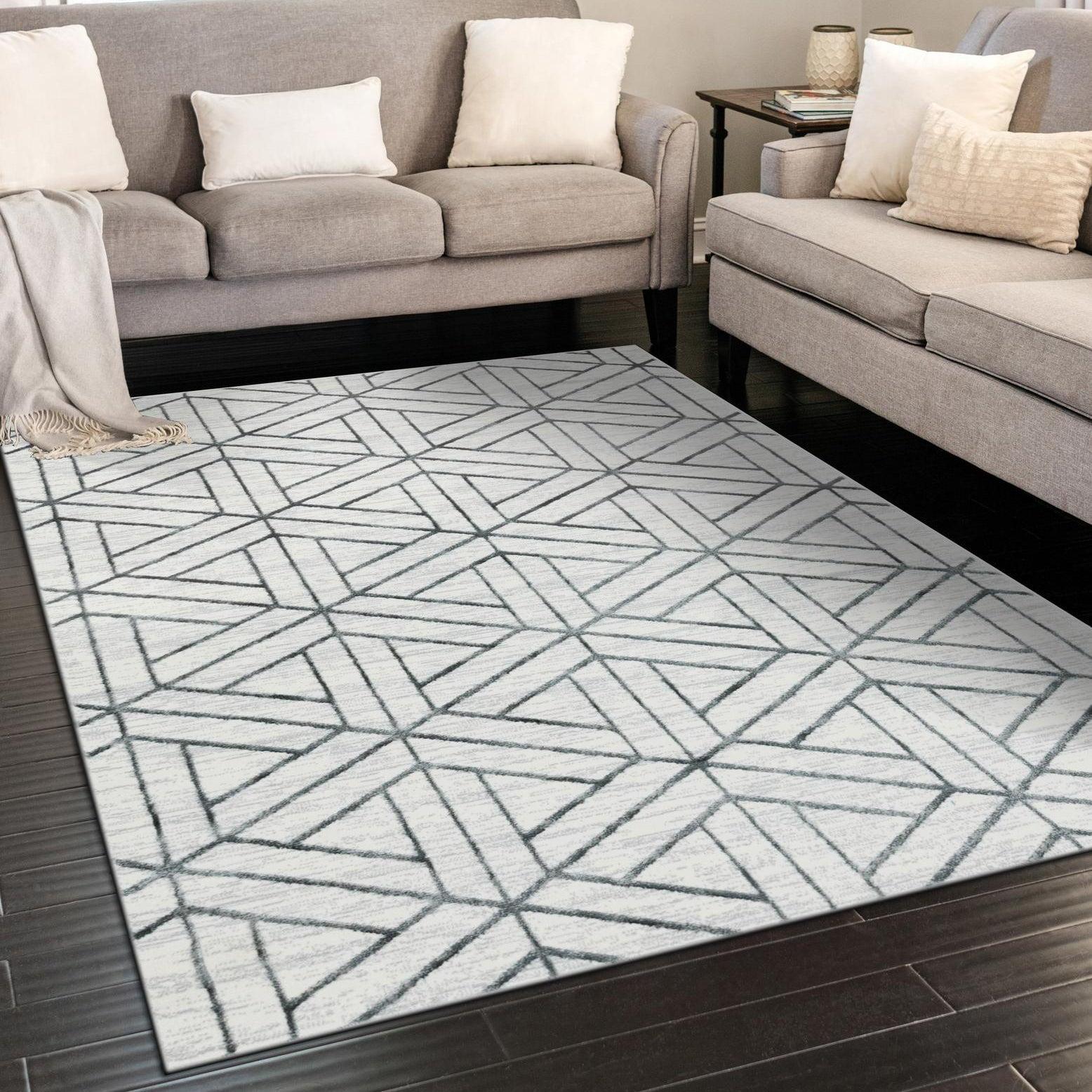 White Trellis Synthetic Stain-Resistant 8x10 Indoor Rug