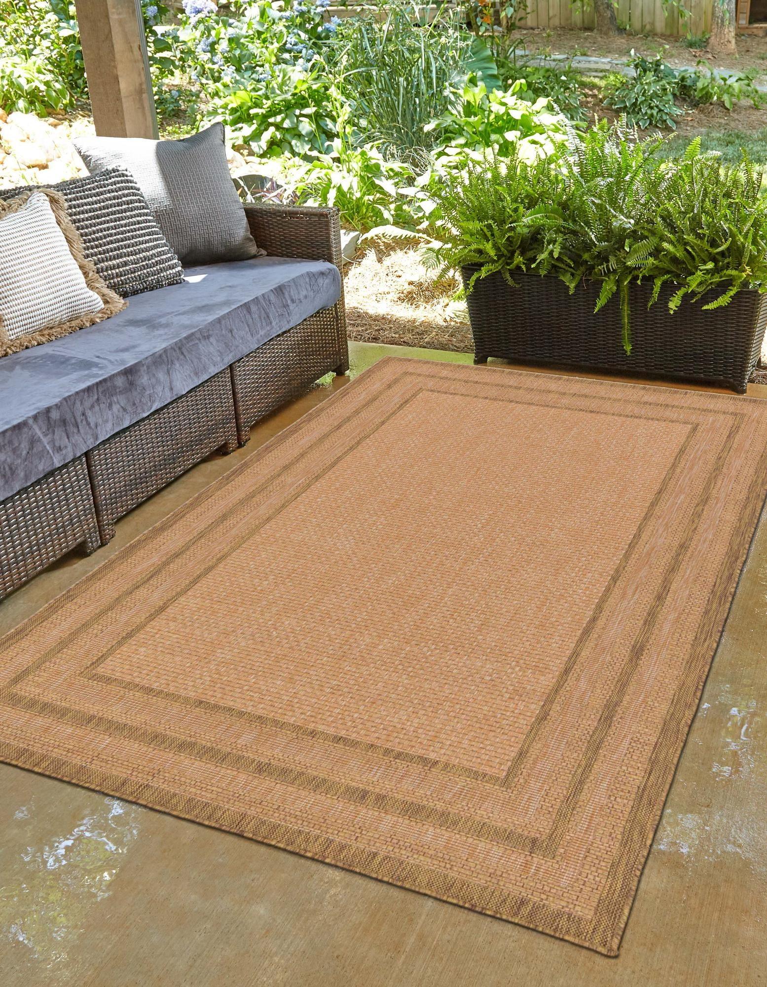 Unique Loom Outdoor Border Collection Area Rug - Multi Border (2' 2" x 3' Rectangle Tan/Light Brown)