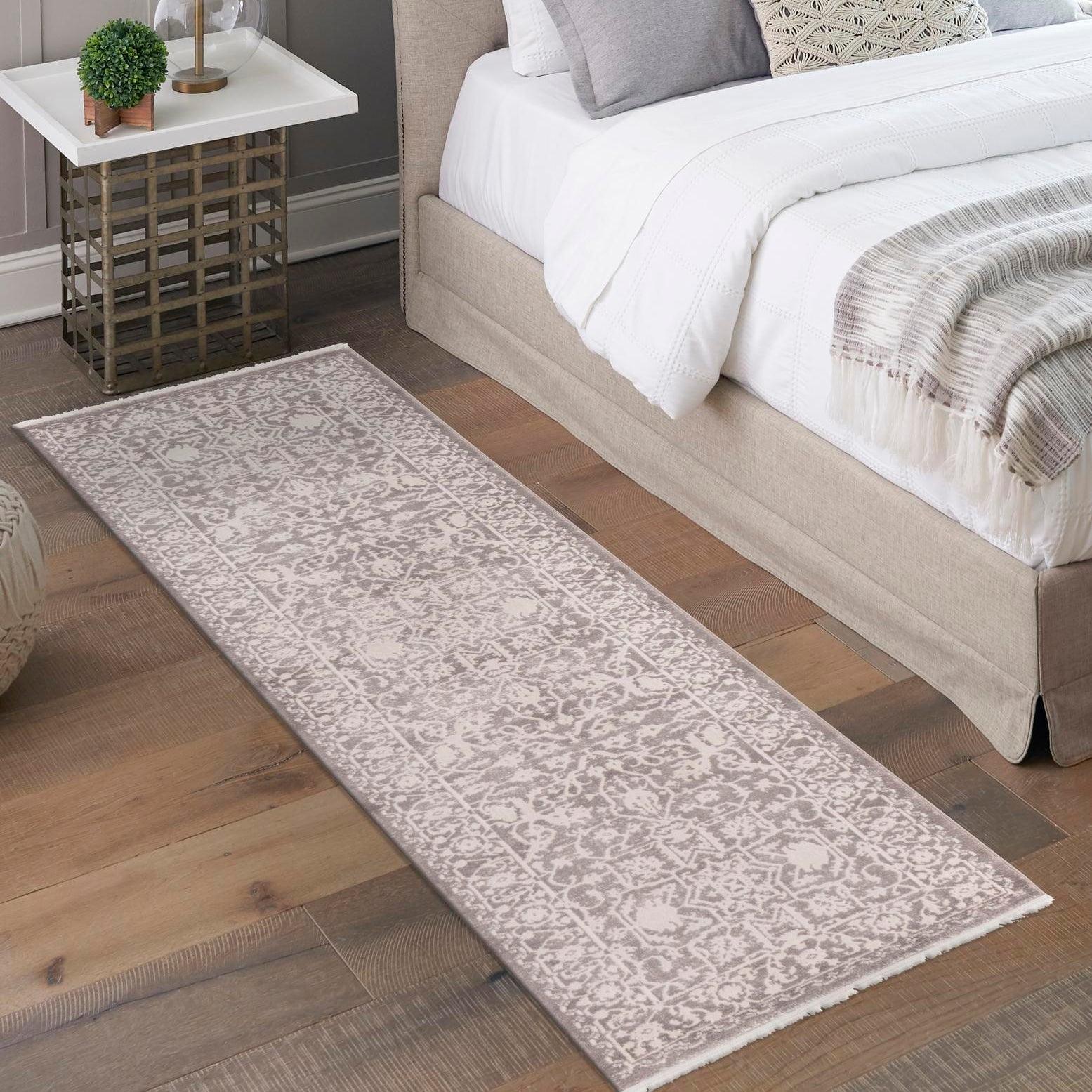 Light Gray and Ivory Synthetic Abstract Runner Rug