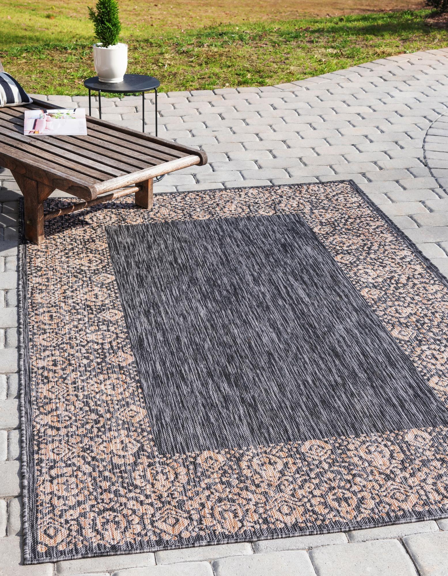 Unique Loom 4' 1 x 6' 1 Rectangle Indoor/Outdoor Border Charcoal Gray Area Rug