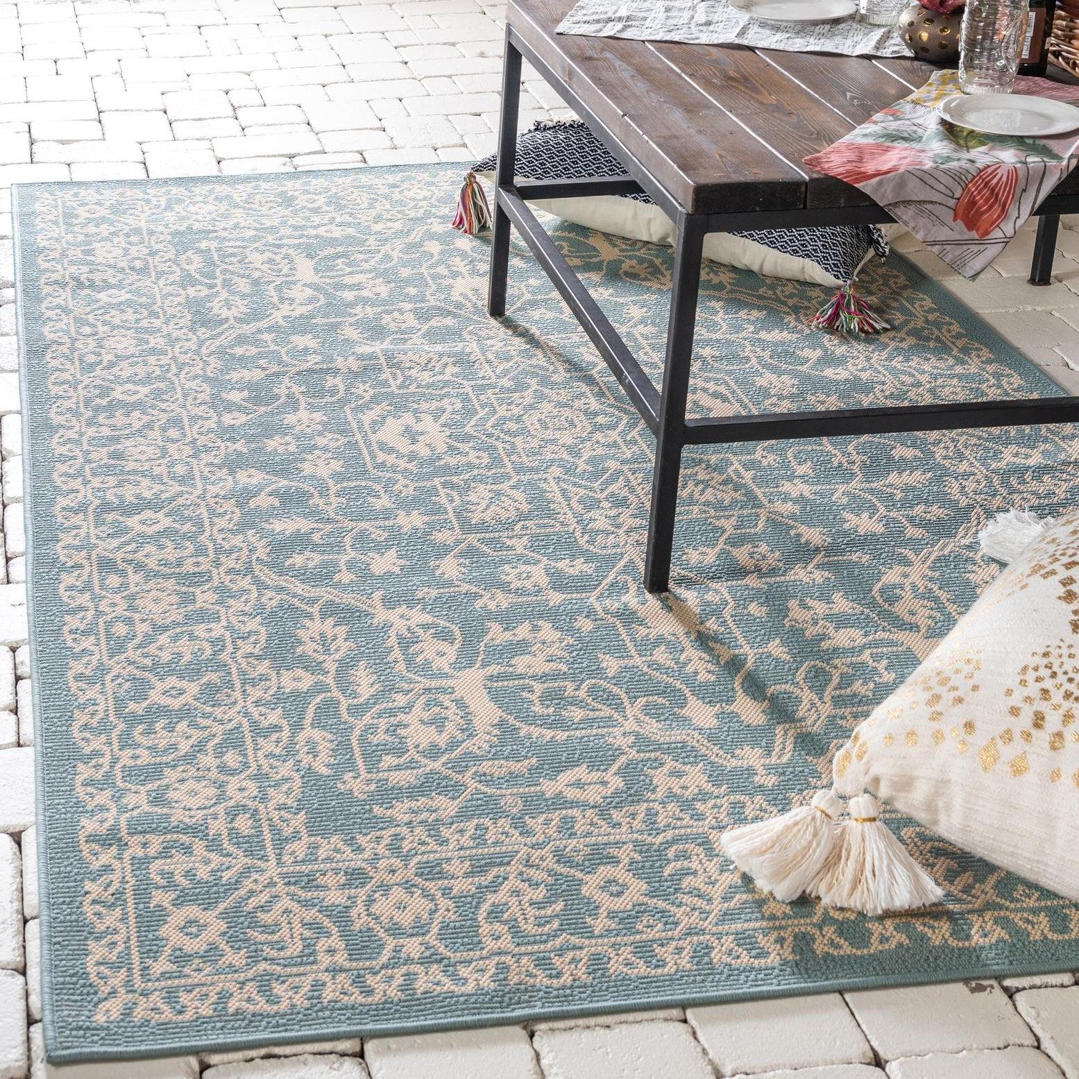 Unique Loom Outdoor Botanical Collection Area Rug - Allover (2'  x 3' 1" Rectangle Light Blue/Beige)