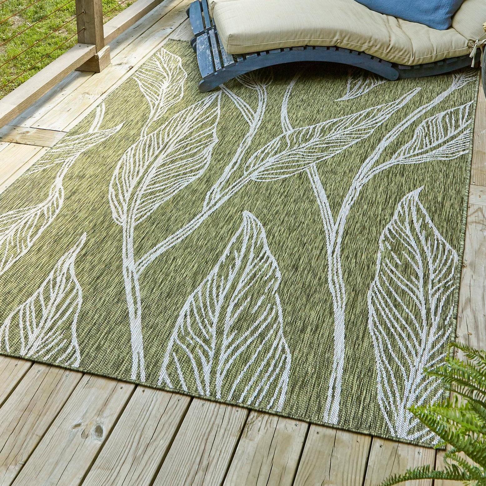 Unique Loom 5' 1 x 8' 0 Rectangle Indoor/Outdoor Botanical Green Area Rug