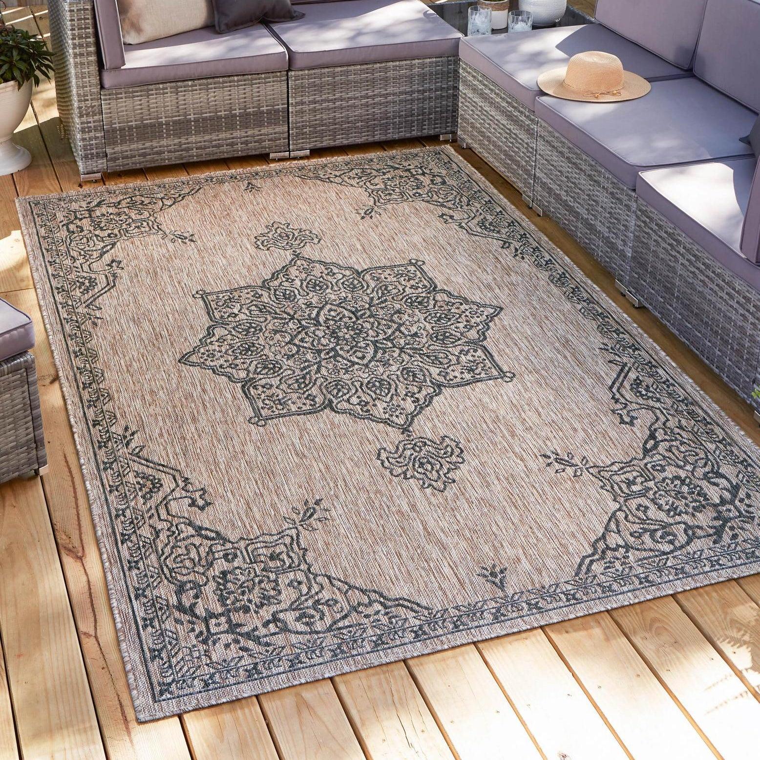 Unique Loom 4' 1 x 6' 1 Rectangle Indoor/Outdoor Traditional Beige Area Rug