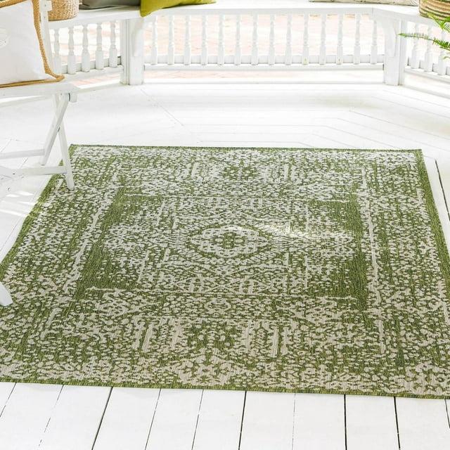 Unique Loom 6' 0 x 9' 0 Rectangle Indoor/Outdoor Traditional Green Area Rug