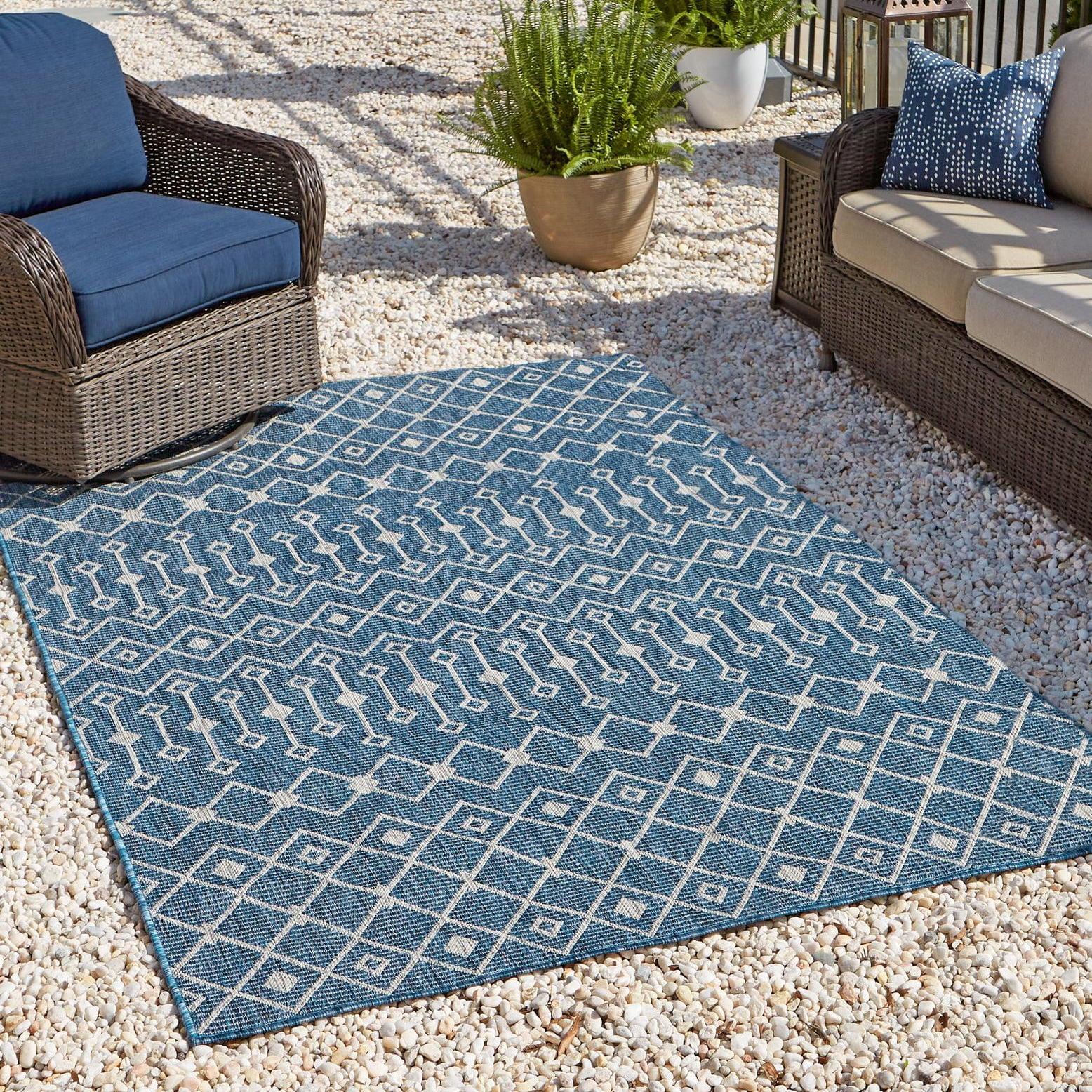 Unique Loom 4' 1 x 6' 1 Rectangle Indoor/Outdoor Trellis Blue Area Rug