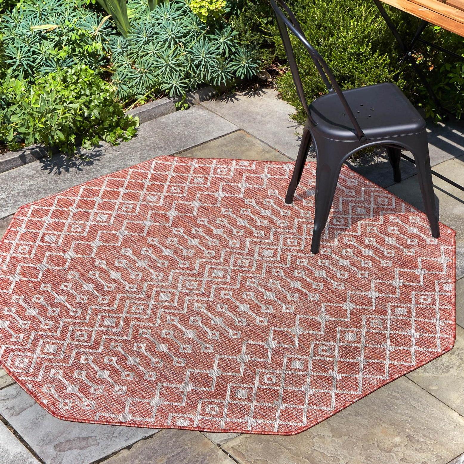 Unique Loom 7' 10 x 7' 10 Octagon Indoor/Outdoor Trellis Rust Red Area Rug
