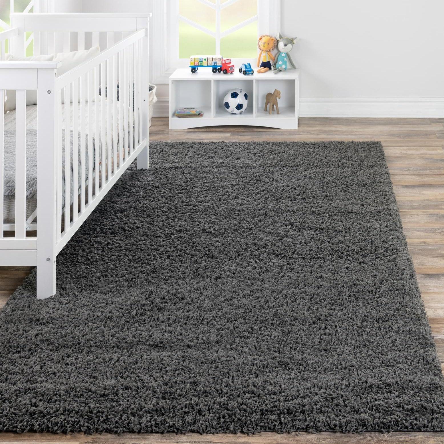 Unique Loom 4' 1 x 6' 1 Solid Shag Graphite Gray Area Rug