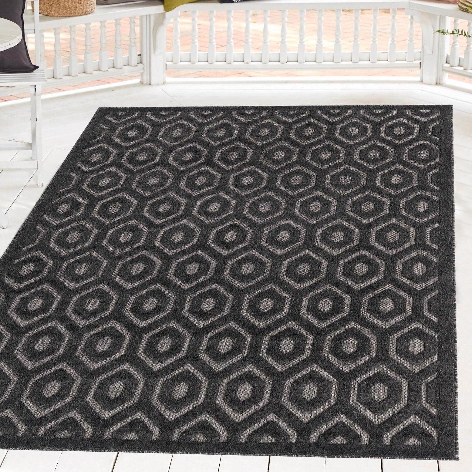 Unique Loom Outdoor Trellis Textured Collection Area Rug - Spatial (4' x 6' Rectangle Charcoal/Ivory)
