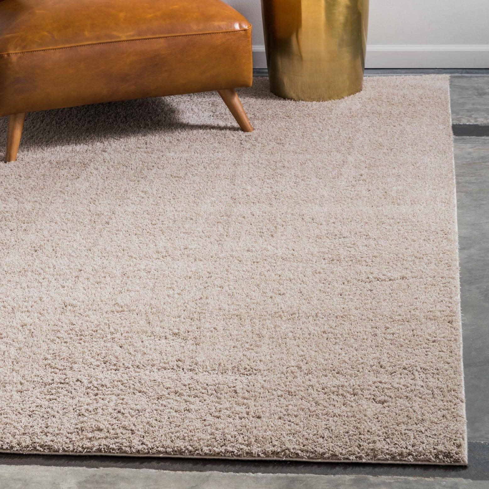Unique Loom 4' 1 x 6' 1 Taupe Studio Solid Shag Sky Area Rug