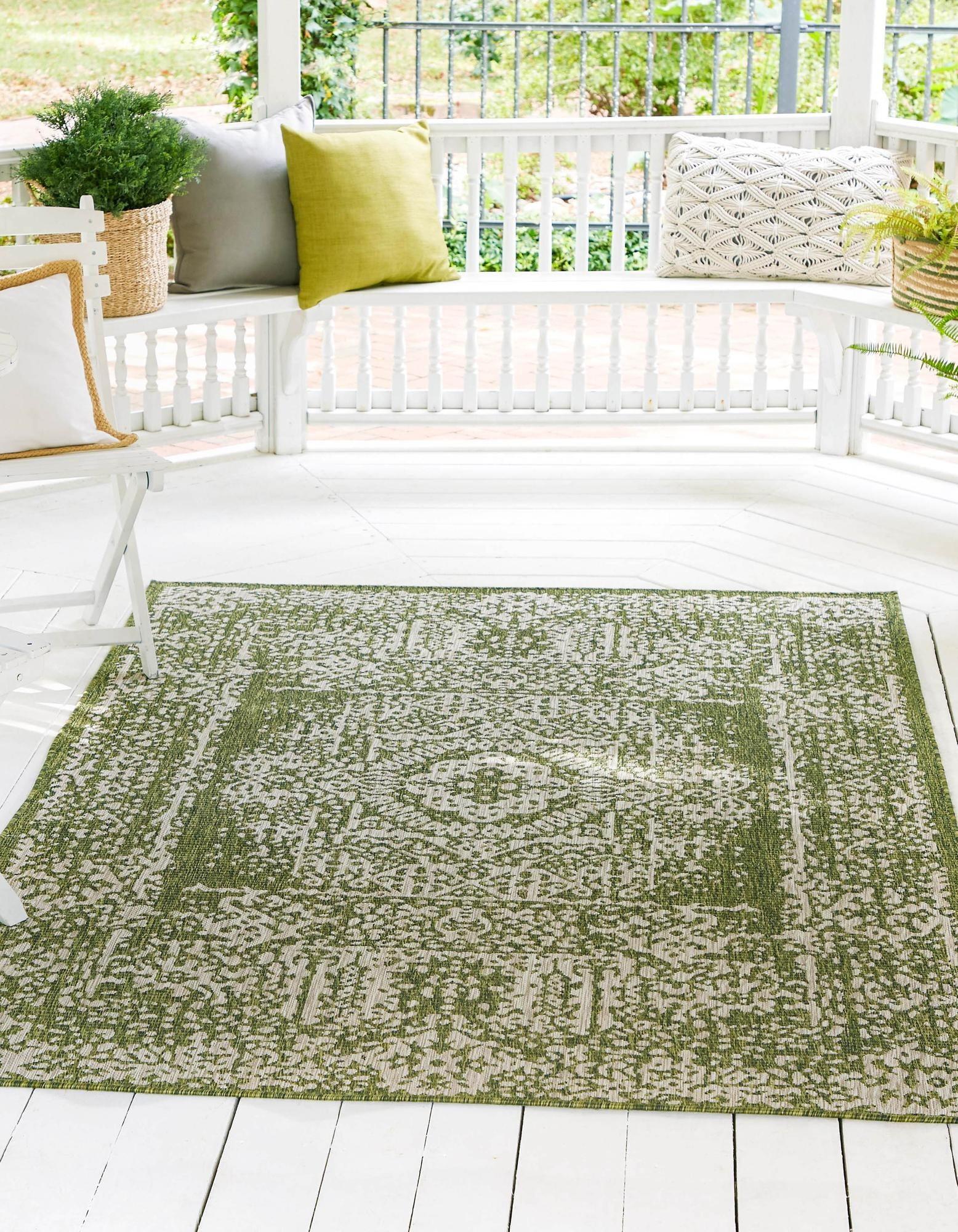 Green and Gray Synthetic 7' x 10' Outdoor Traditional Rectangular Rug