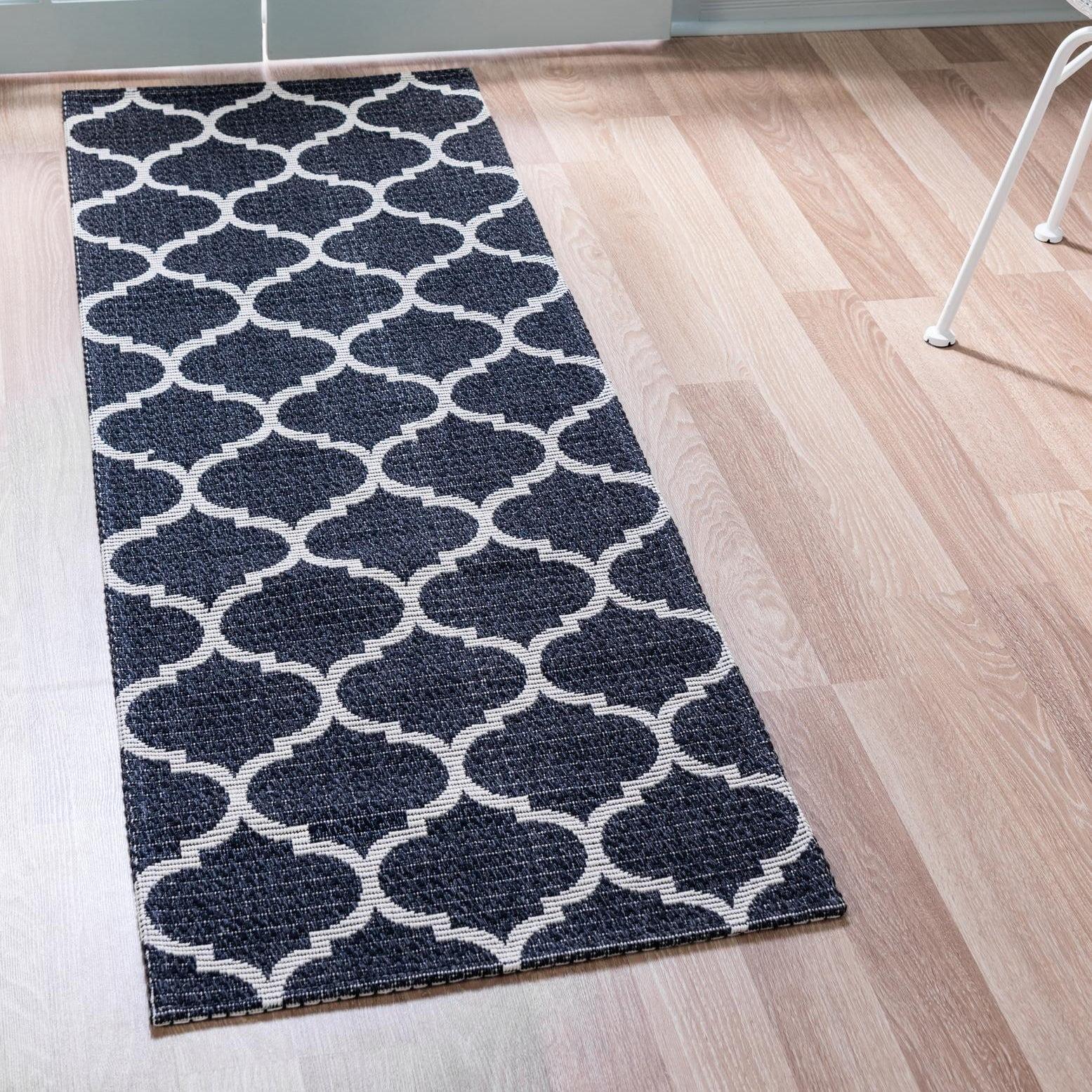 Unique Loom Decatur Collection Area Rug - Trellis (2' x 8' Runner Black/Ivory)