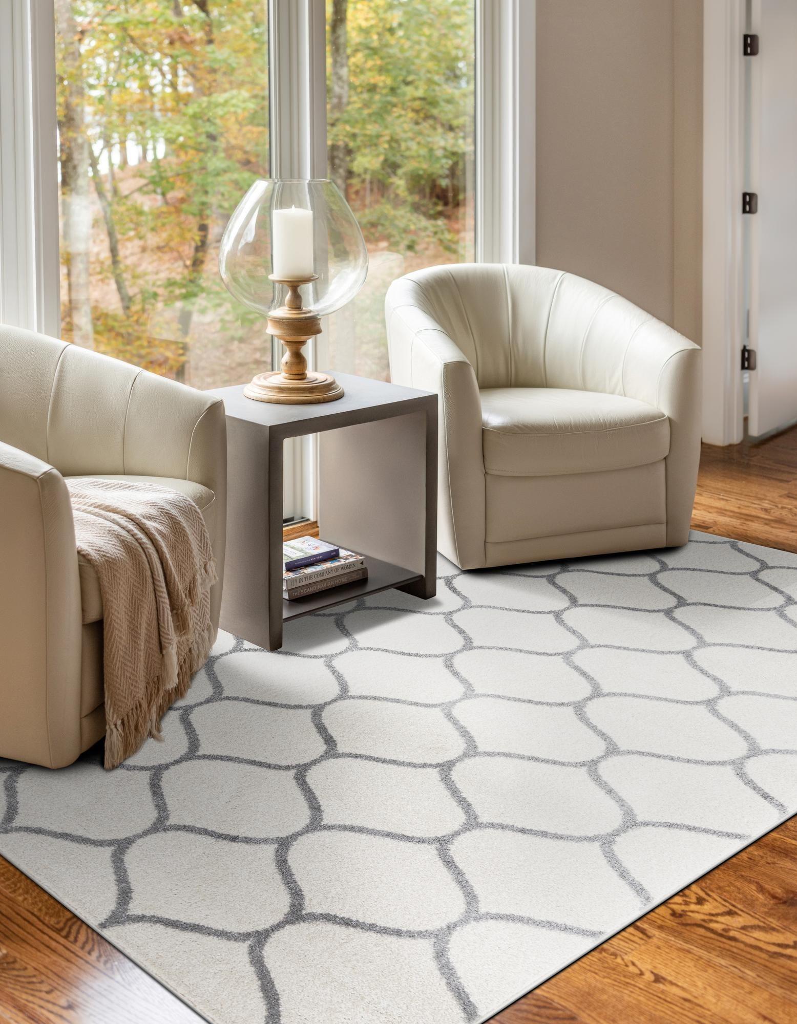Unique Loom 3' 3 x 5' 3 Trellis Frieze Rounded Ivory Area Rug