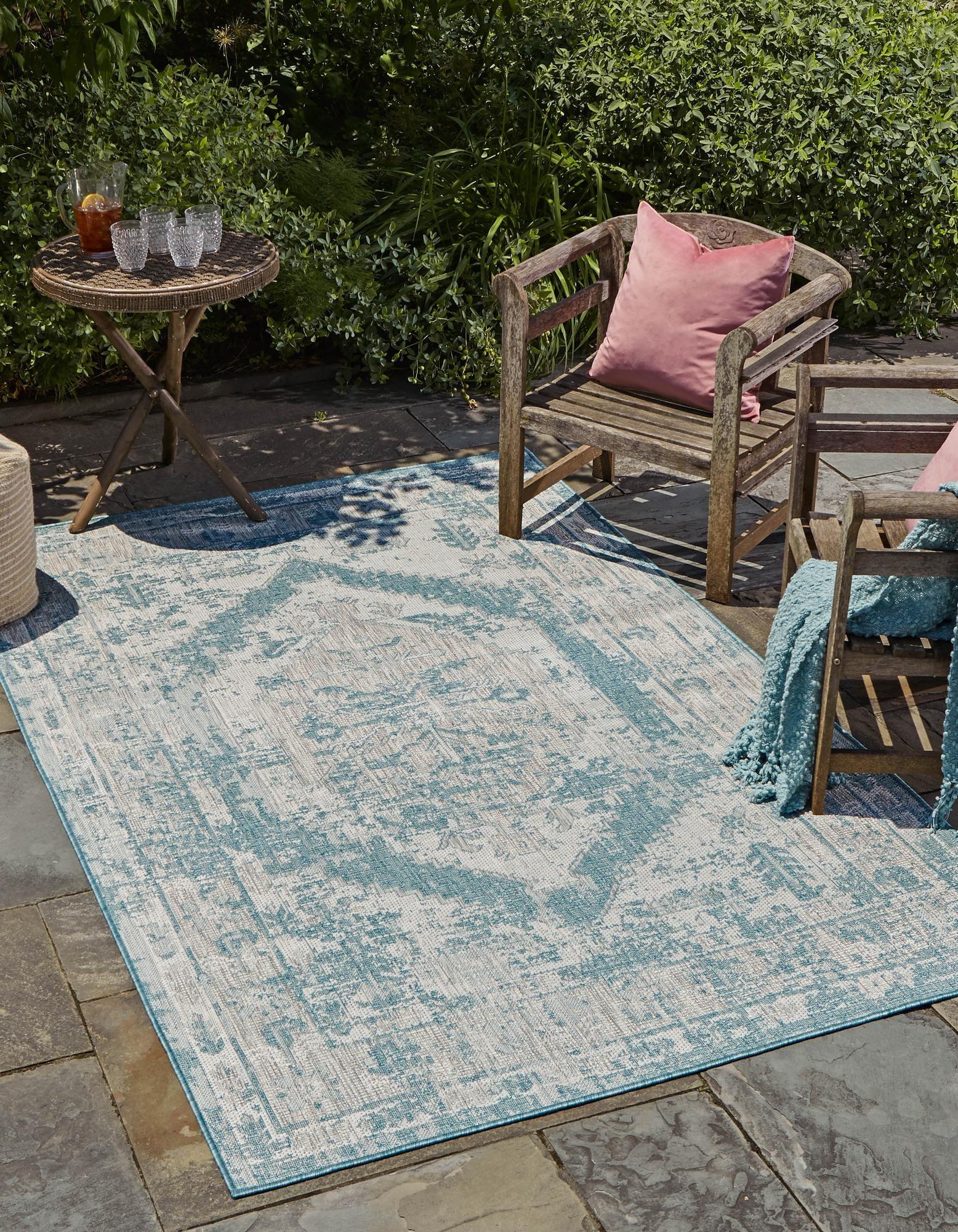 Unique Loom Outdoor Traditional Valeria Medallion Woven Area Rug