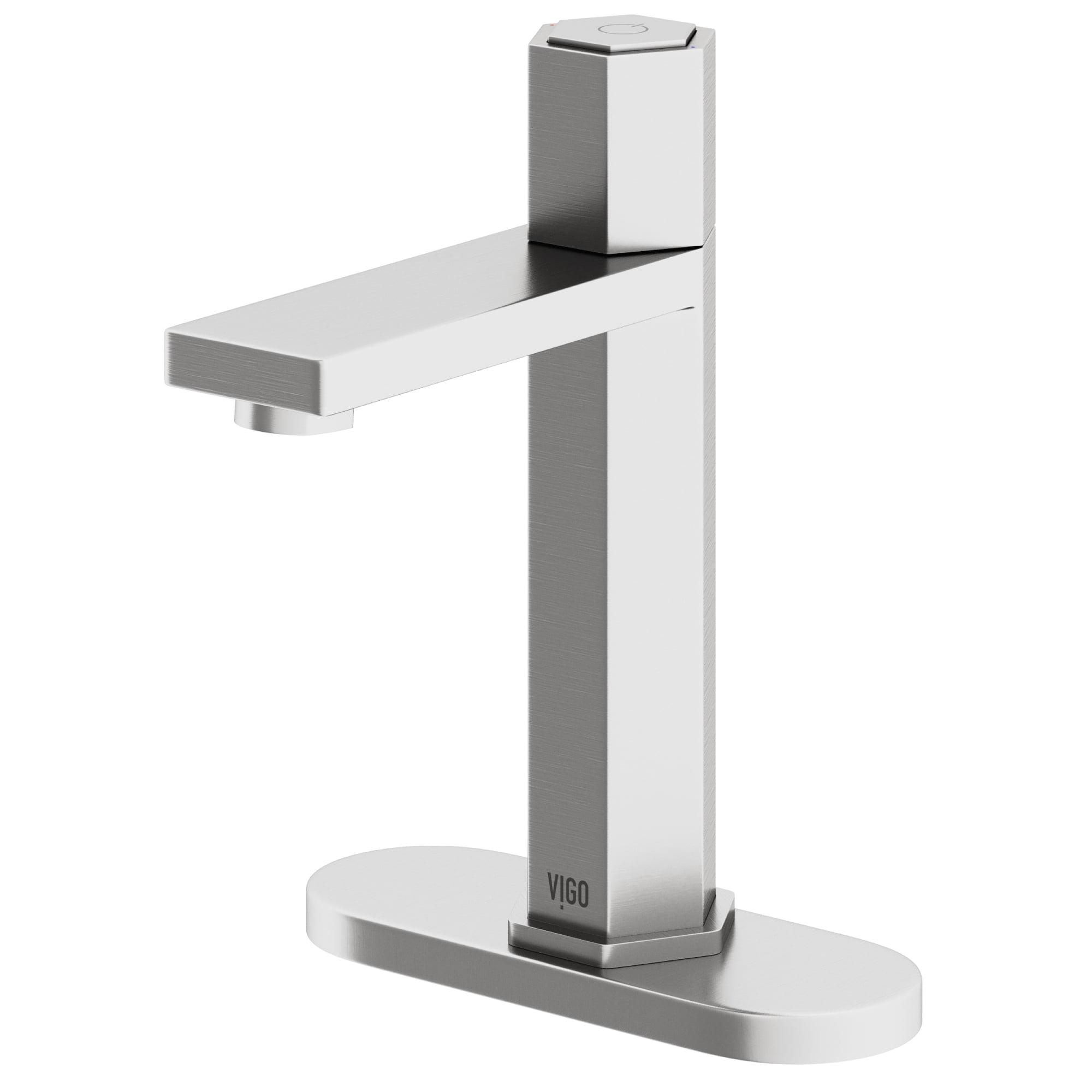 Nova Single Handle Single-Hole Bathroom Faucet Set with Deck Plate