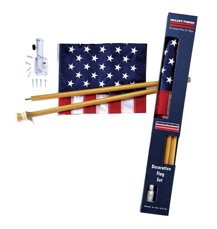 Valley Forge 2-1/2' x 4' Nylon American Flag Kit with Wooden Pole