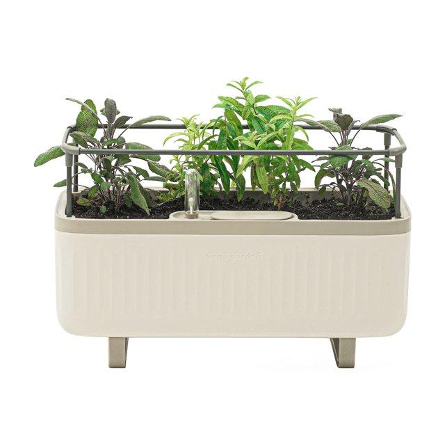 Vego Garden Mini Herb Plastic Outdoor Pot Planter with Trellis