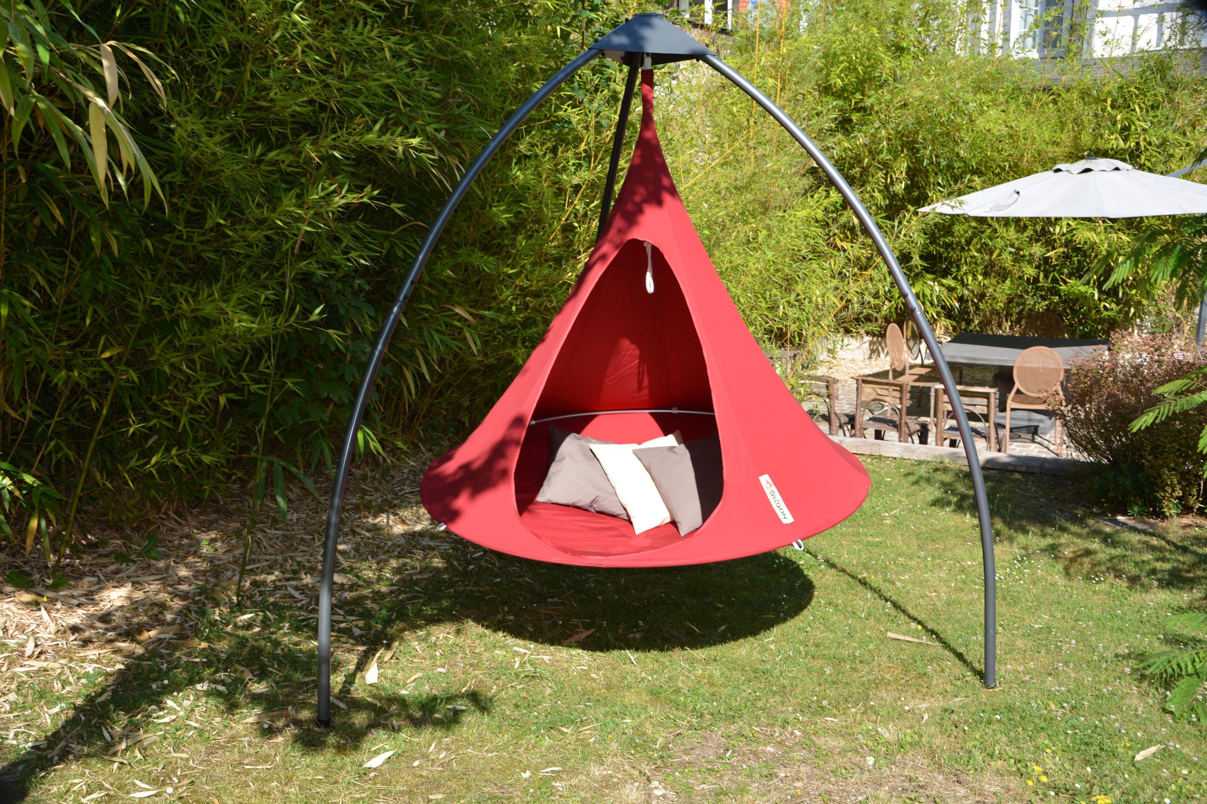 Chili Red Polyester Hanging Hammock Chair with Cushions