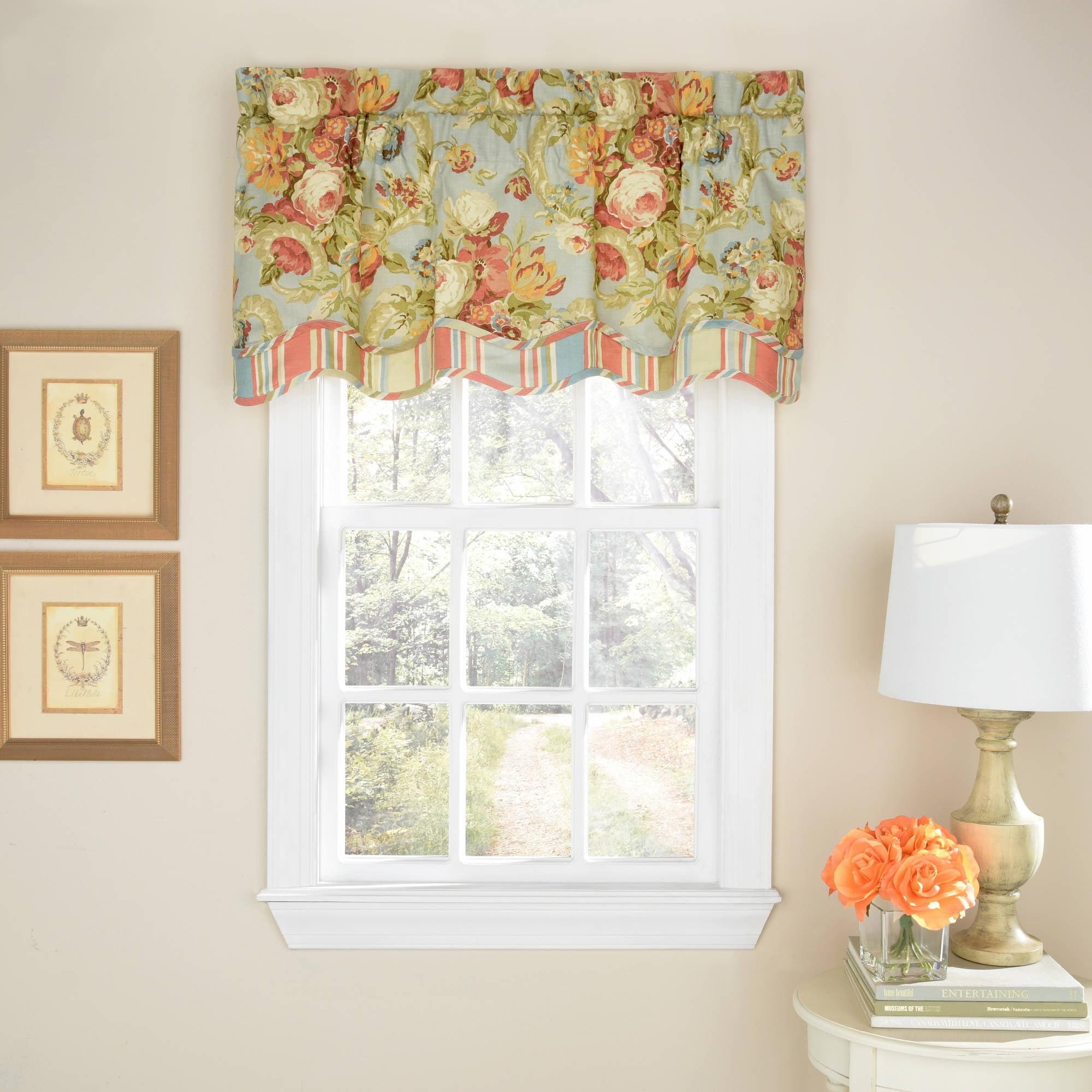 Waverly Spring Bling Window Pieced Scalloped Valance