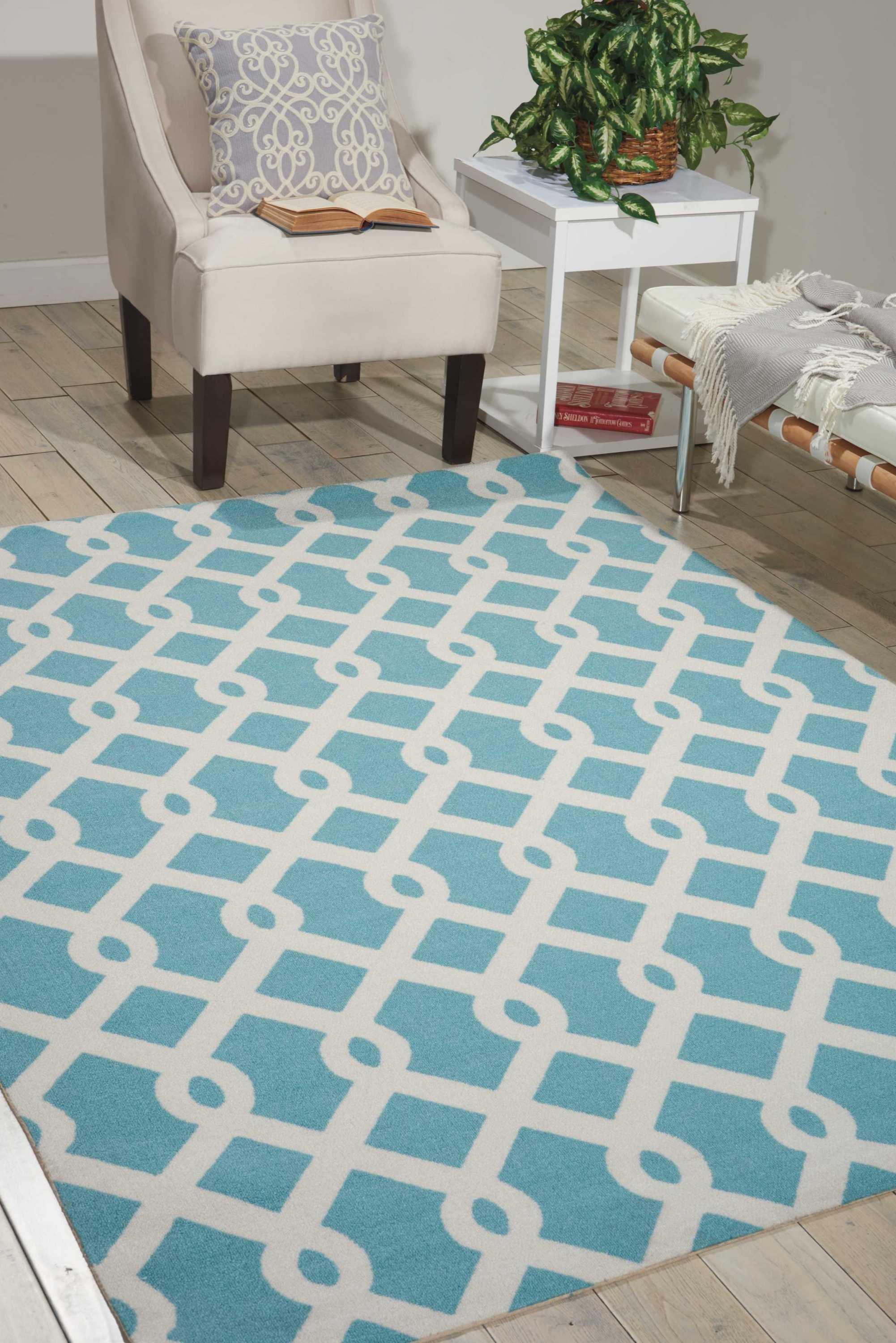 Easterly Geometric Blue/White Outdoor Area Rug