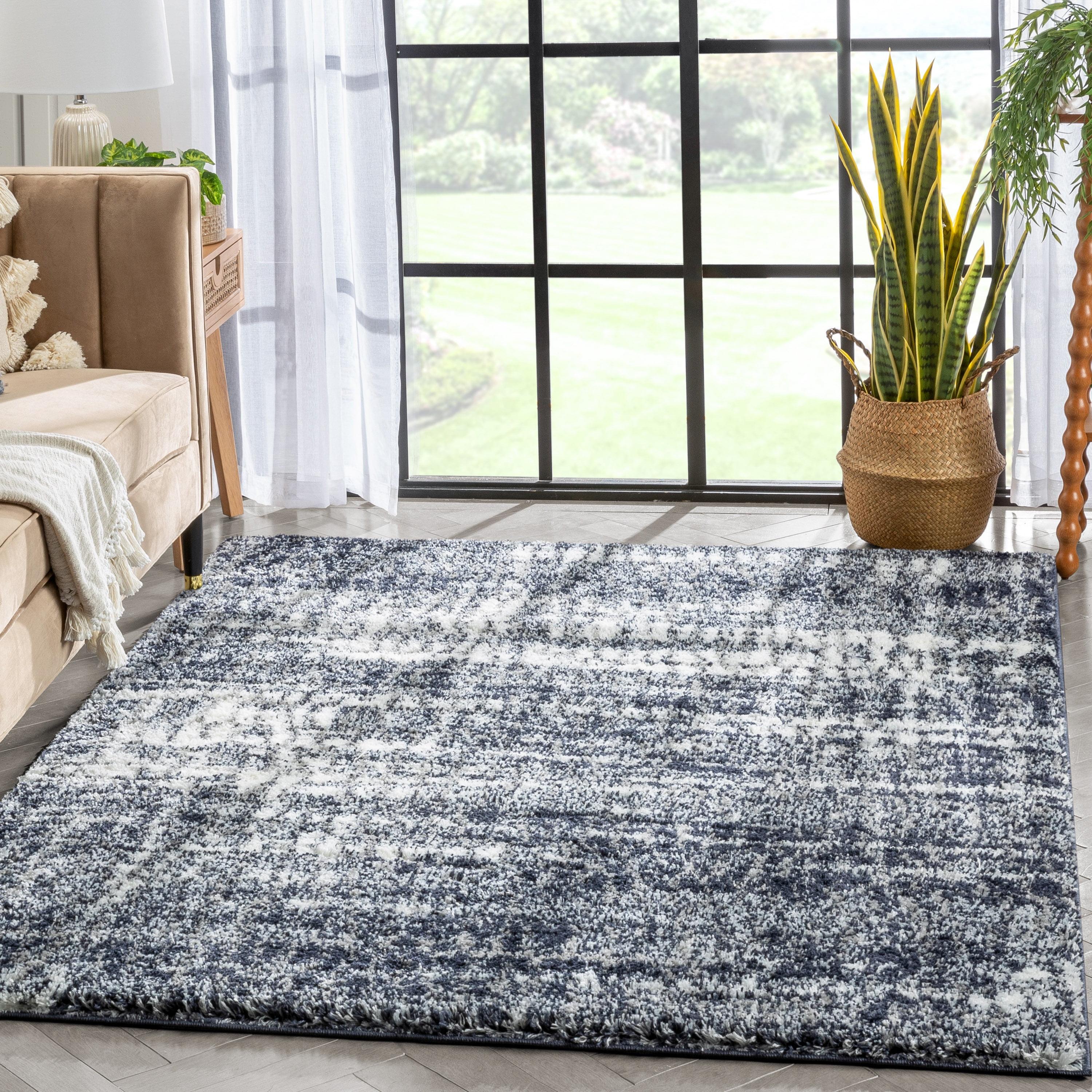 Celeste Shimmering Geometric Blue Shag Area Rug 3'11" x 5'3"