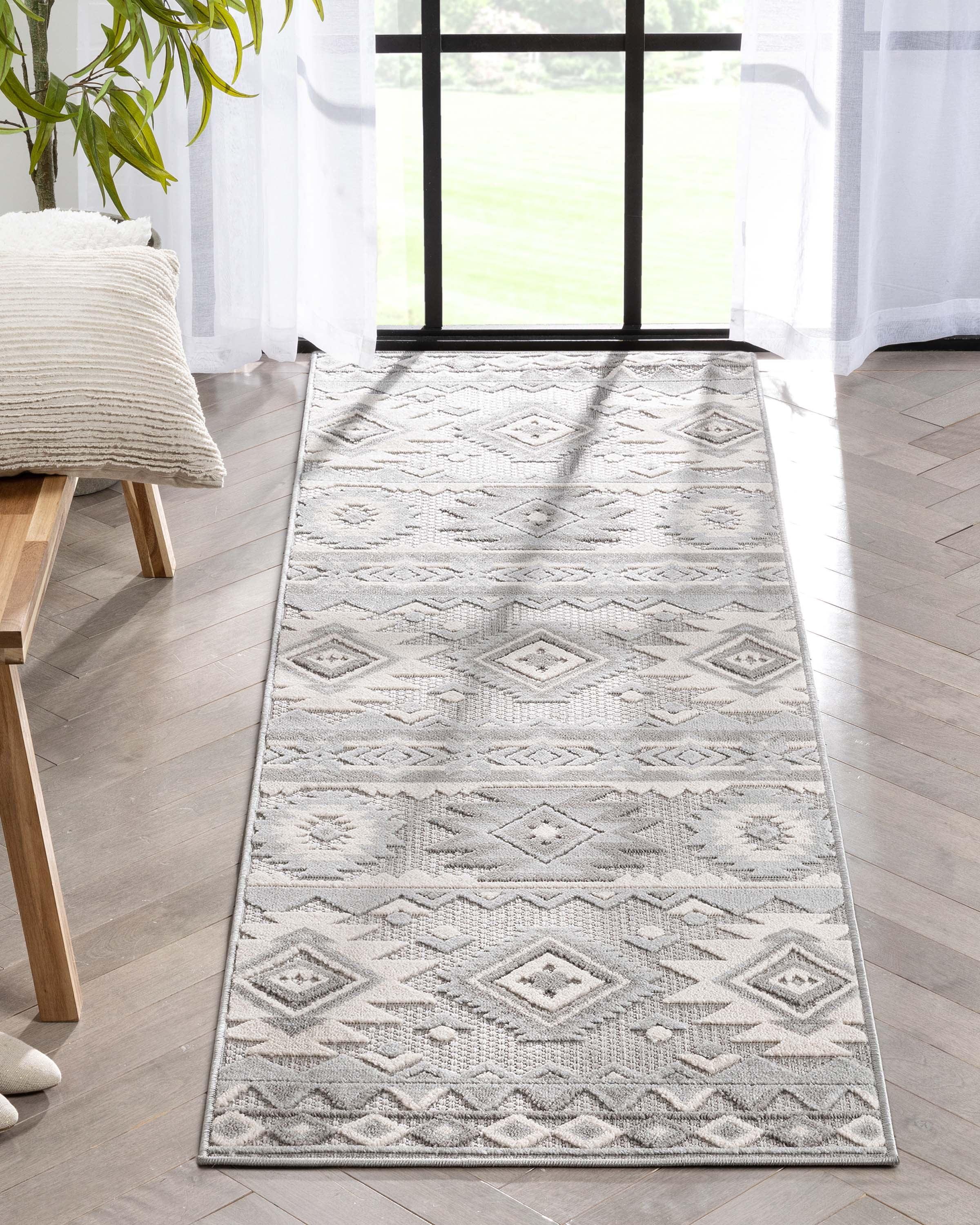 Ebern Designs Dickenson Mamba Geometric Grey Indoor/Outdoor Hi-Lo Area Rug