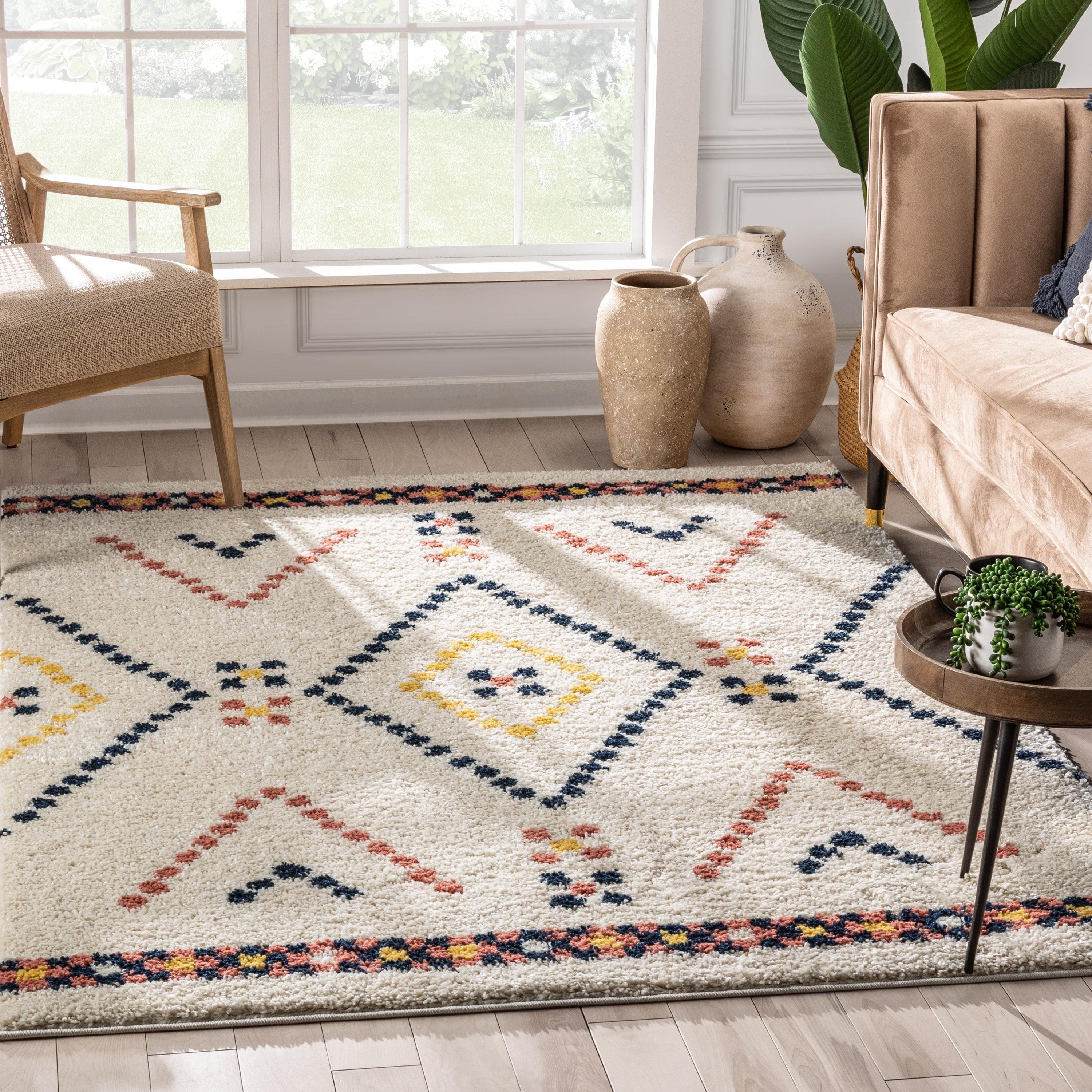 Gigi Ivory Geometric Shag Rug for Kids, 3'11" x 5'3"