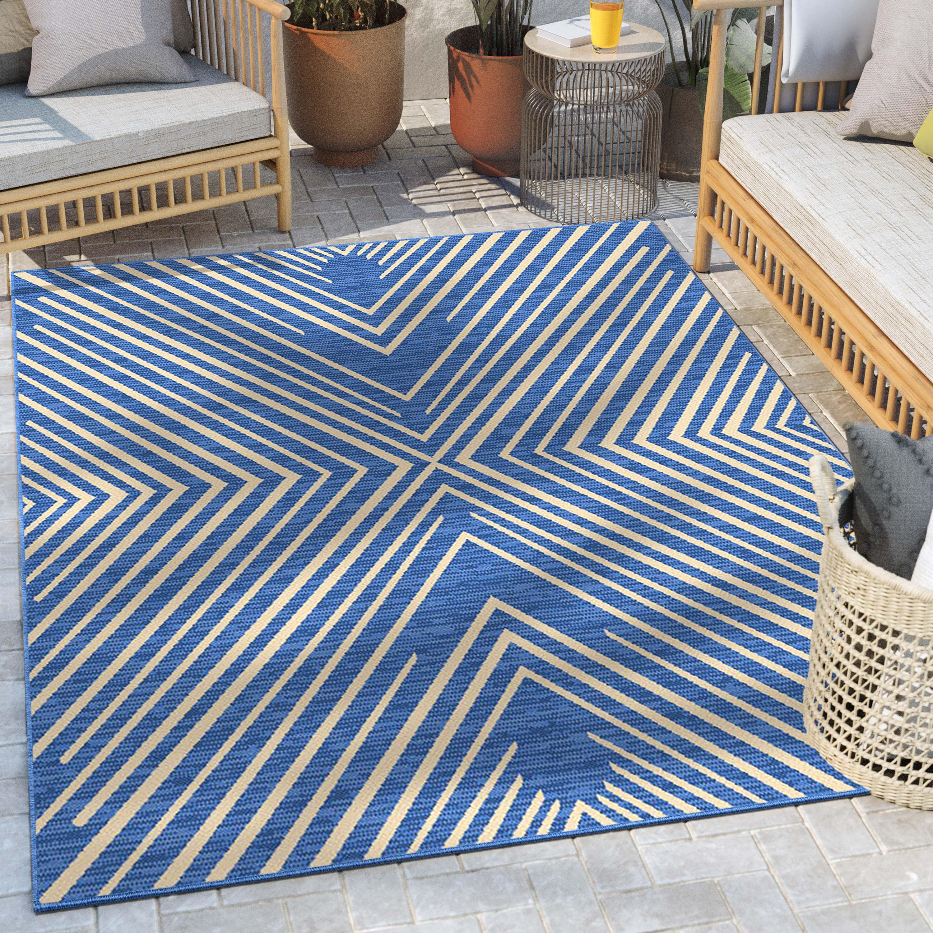 Reversible Striped Synthetic 5' x 7' Blue Outdoor Rug