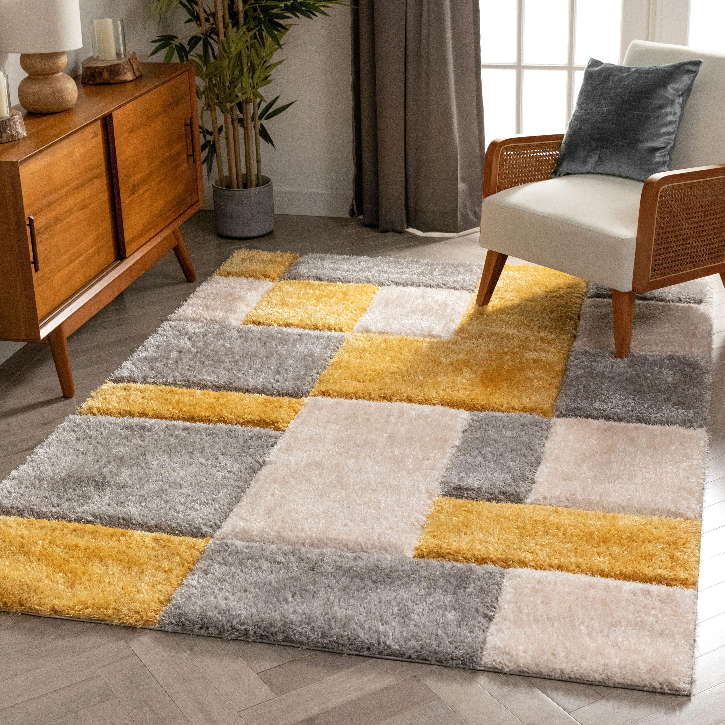 Yellow and Gray Geometric Shag Rug, 5'3" x 7'3"