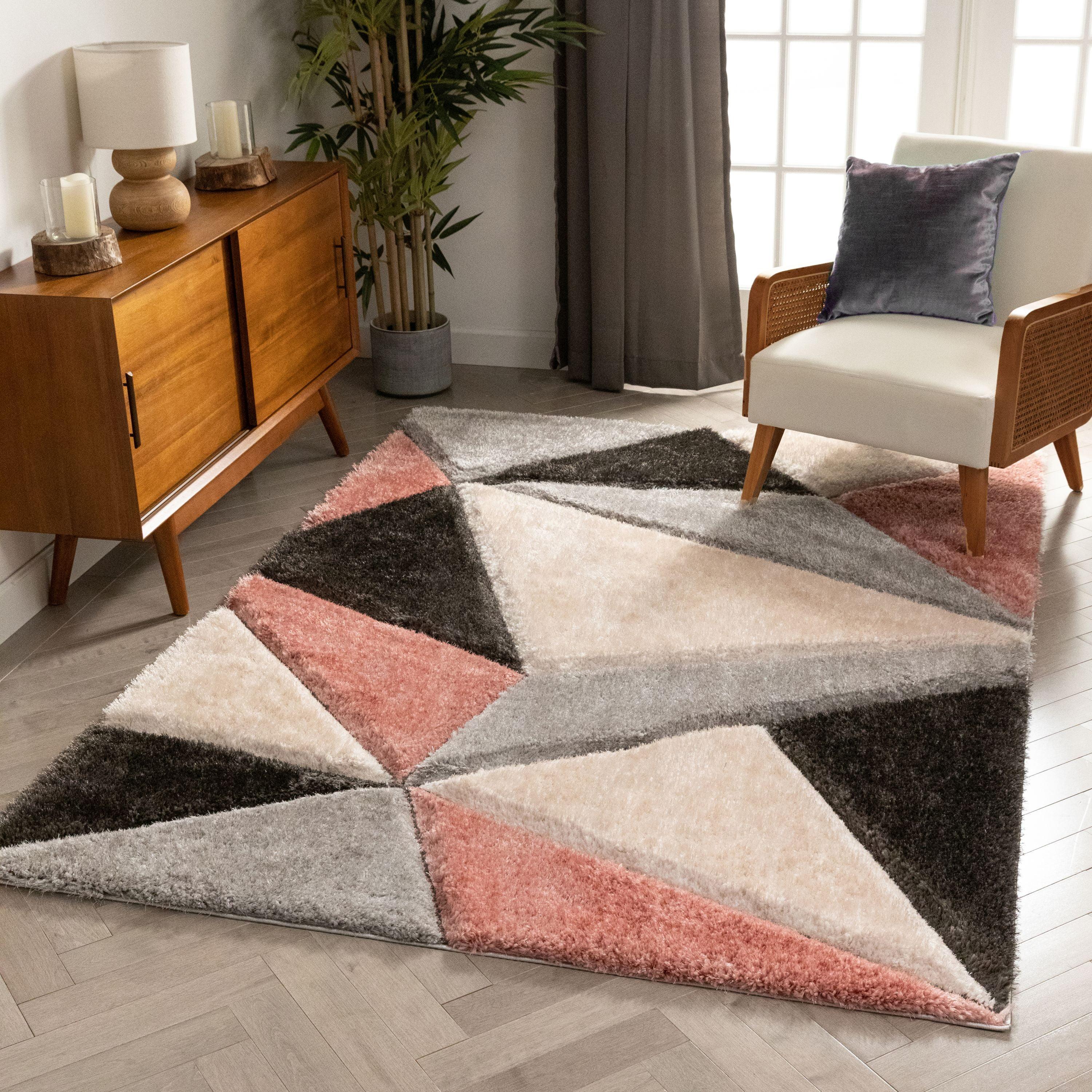 Blush Geometric 8' x 10' Synthetic Shag Area Rug