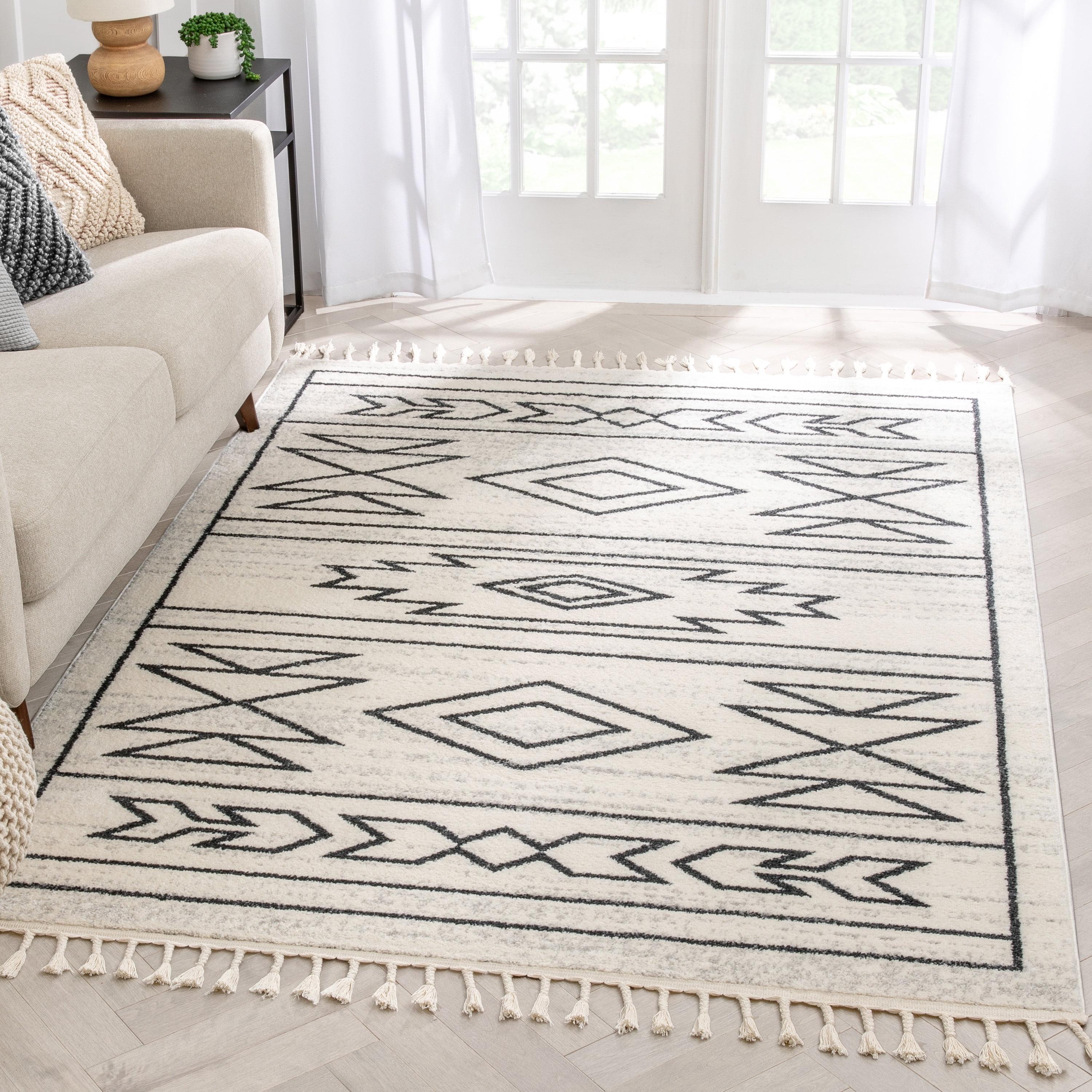 Topaki Ivory Geometric 5' x 7' Synthetic Easy-Care Area Rug