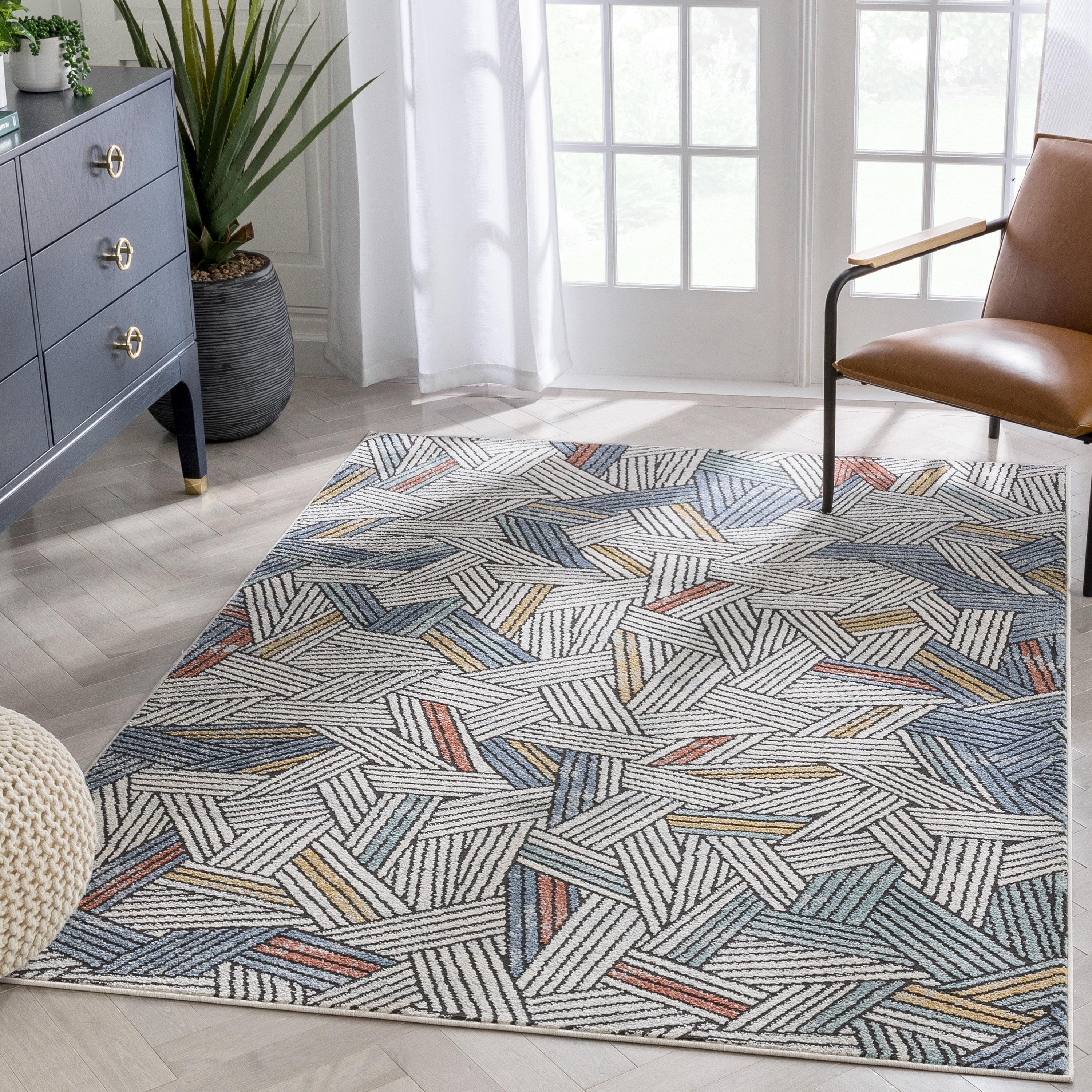 Envie Abstract Blue Geometric 5'3" x 7'3" Synthetic Area Rug