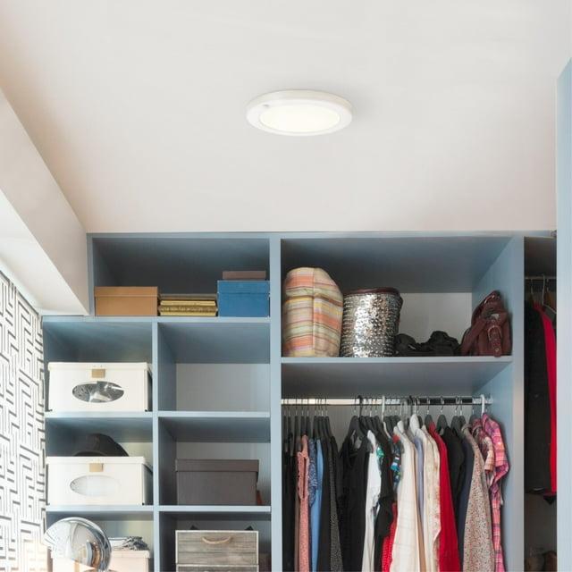 Westinghouse  Lighting 9 Inch 18 Watt LED Indoor Flush Mount Fixture with Motion Sensor and Color Temperature Selectable,White