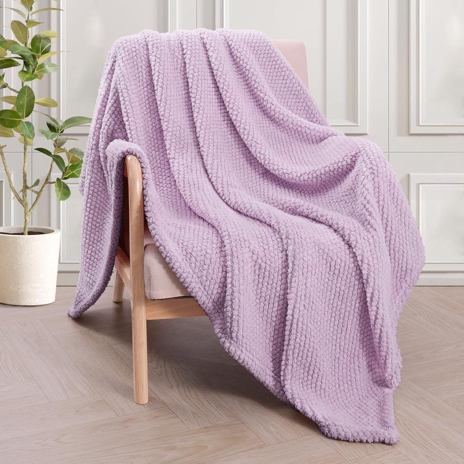 Lilac Fleece Sherpa Throw Blanket, 50x70 Inch, Soft and Cozy