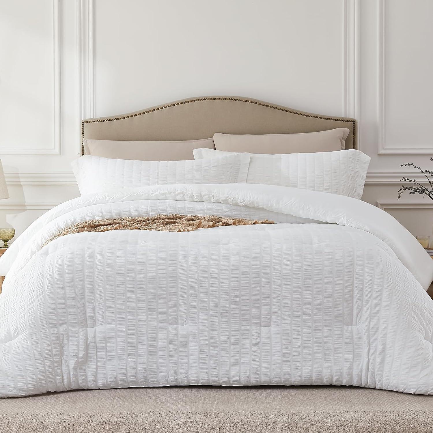 White Queen Seersucker Microfiber Comforter Set - 3 Pieces