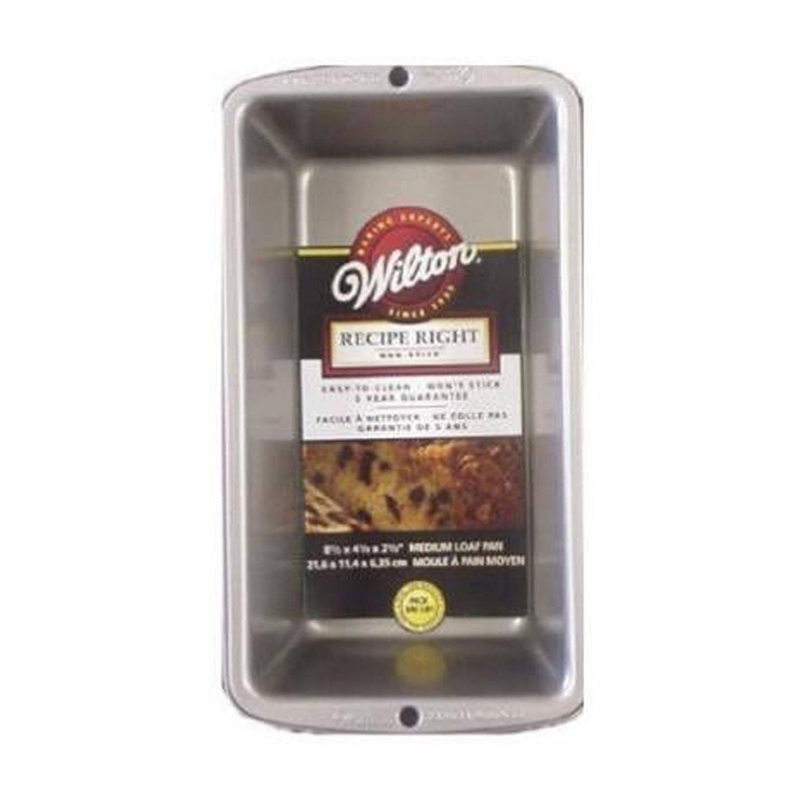 Wilton Medium Silver Non-Stick Steel Loaf Pan